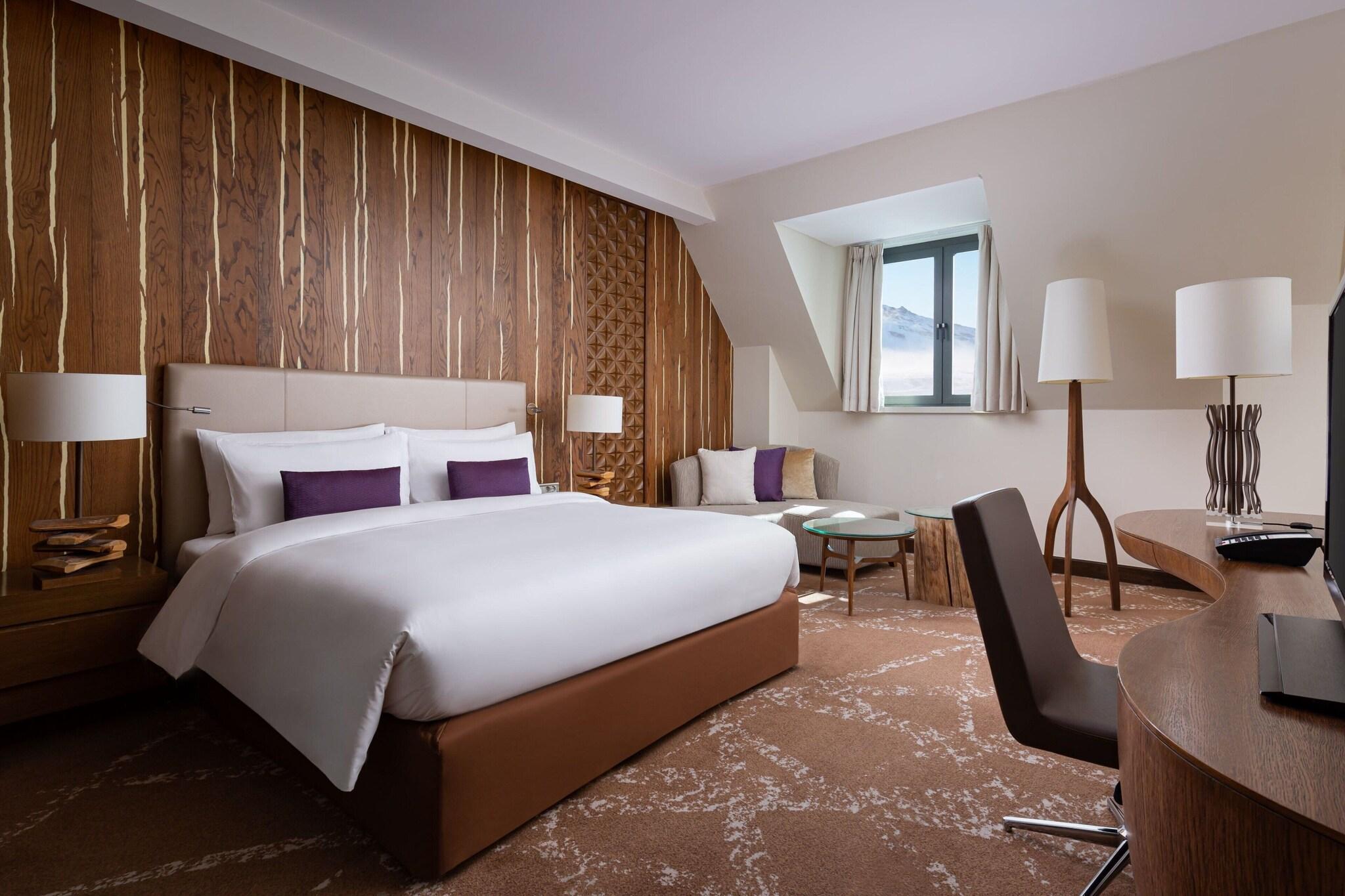 Double Deluxe Mountain View