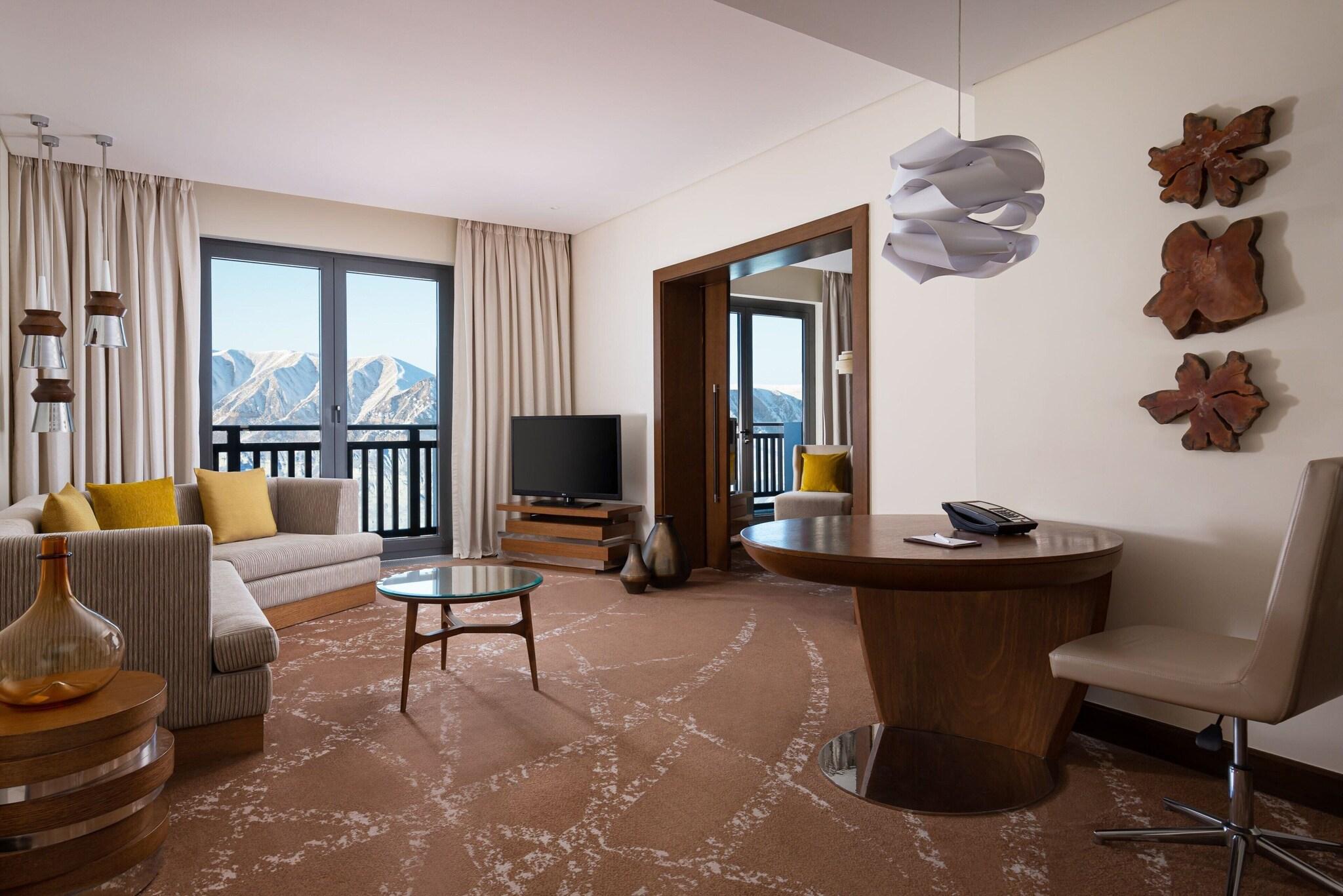 Junior Suite Mountain View