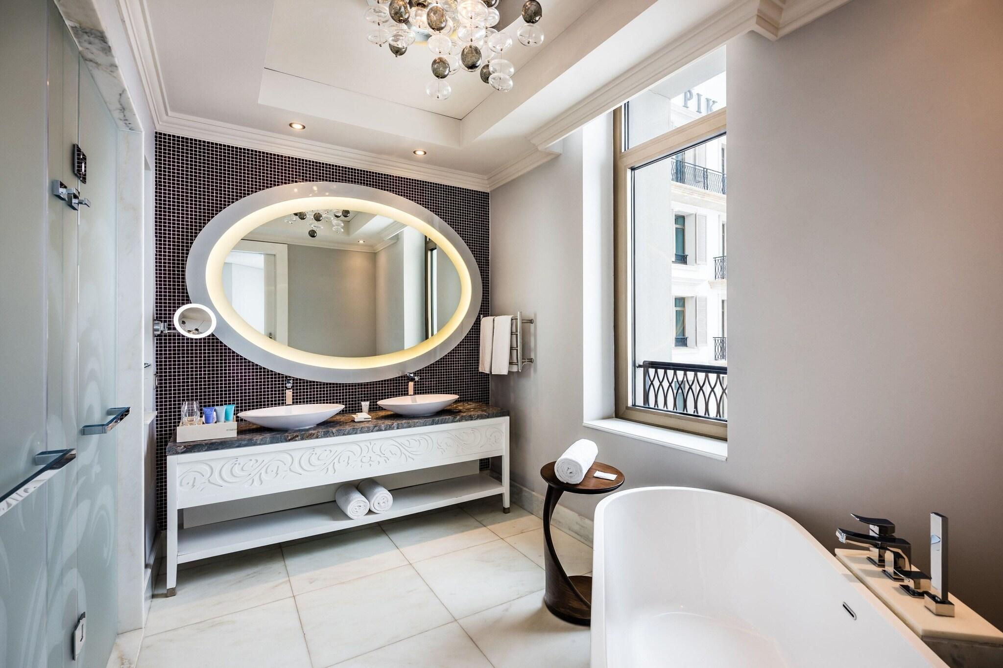 Suite Executive King Bed