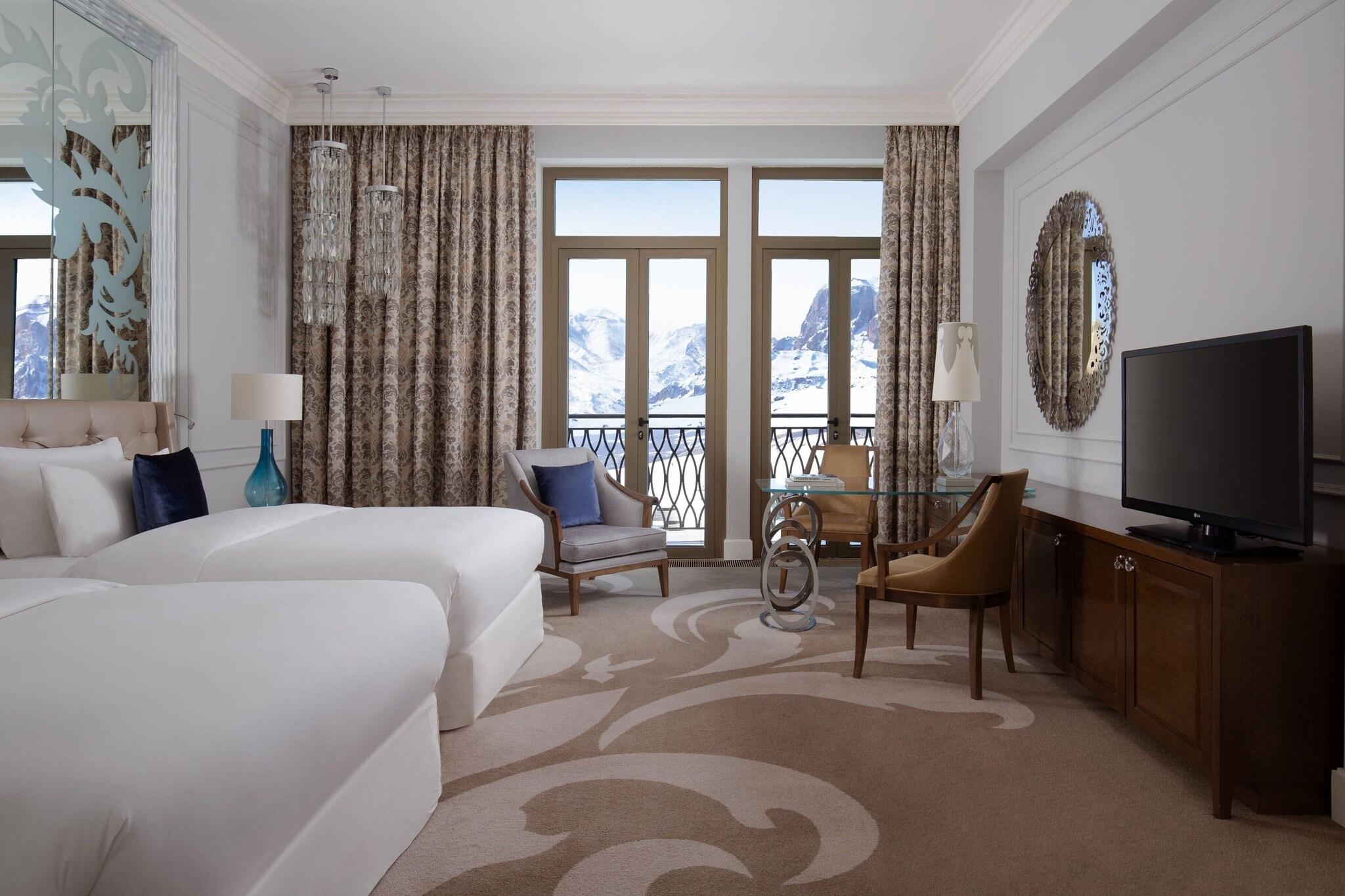 Room Smoking with Views