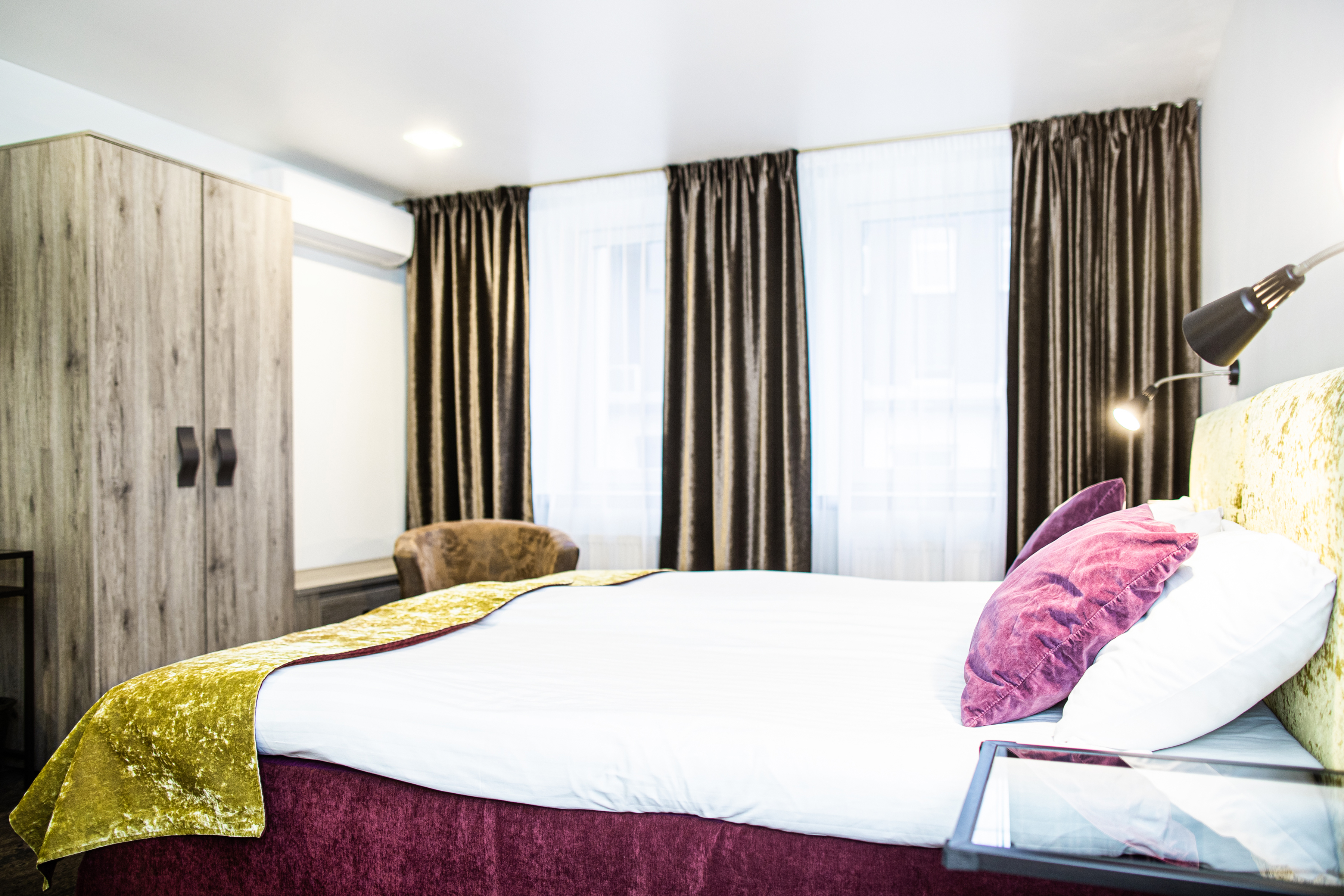 Double or Twin Standard