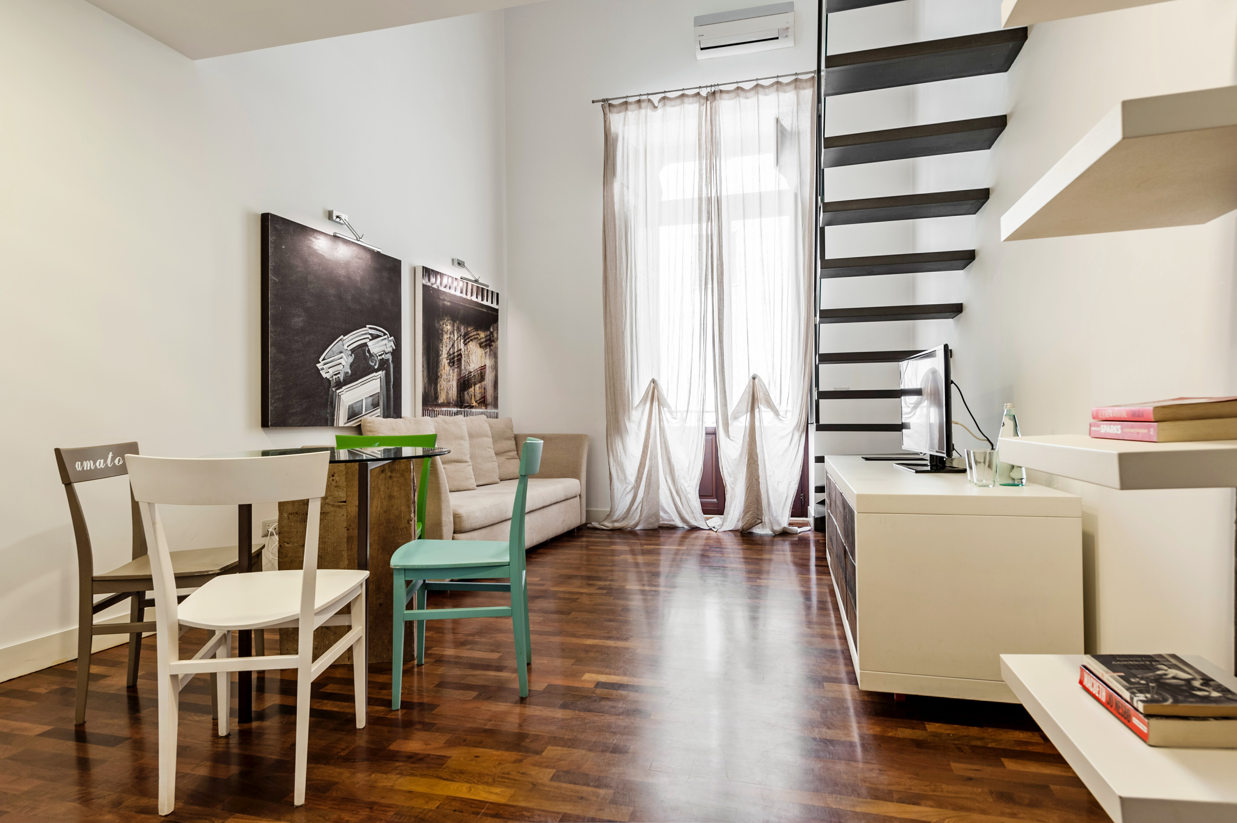 Apartment Capacity 4