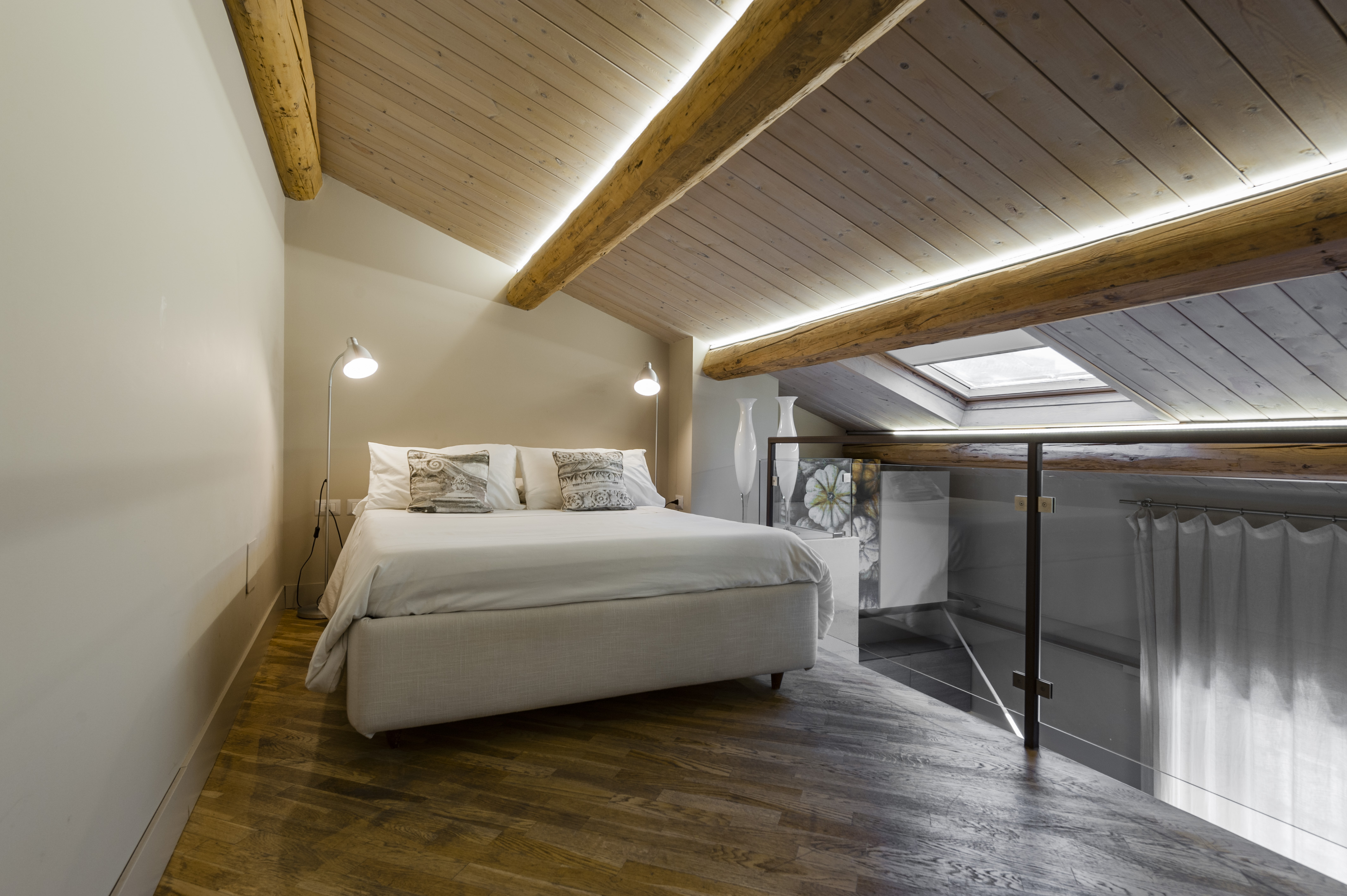 Apartment Capacity 4