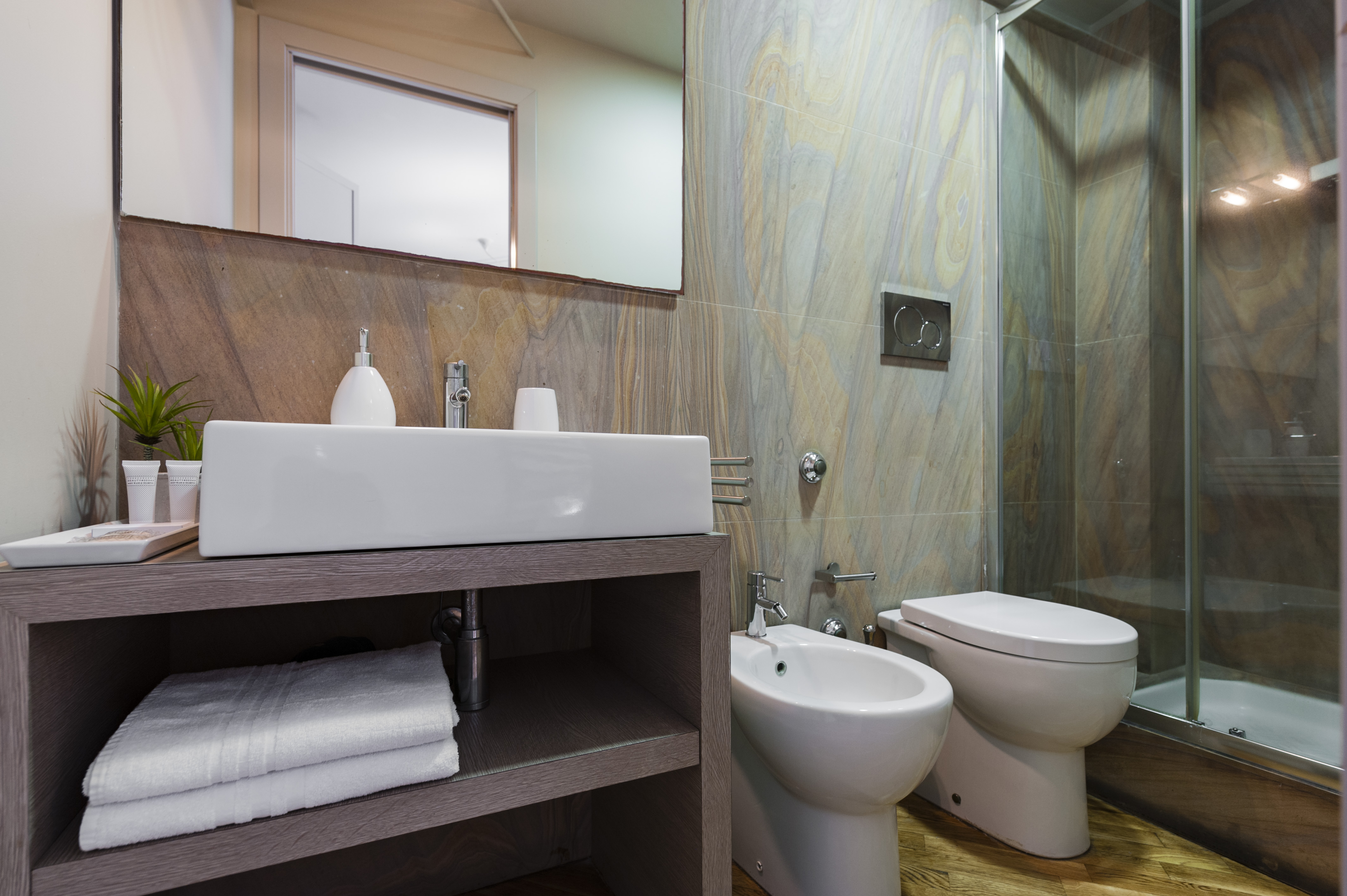 Apartment Capacity 4