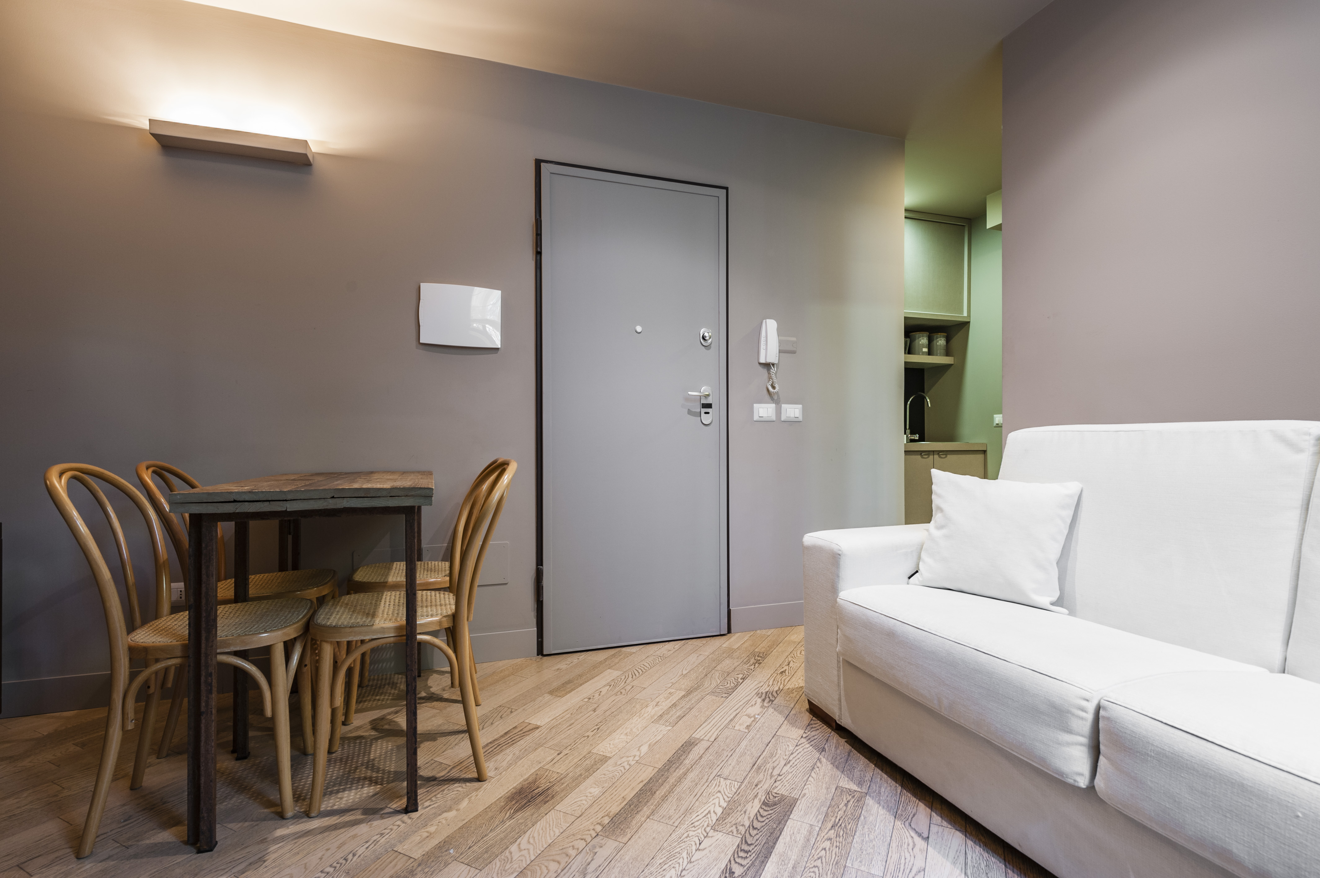 Apartment Capacity 4