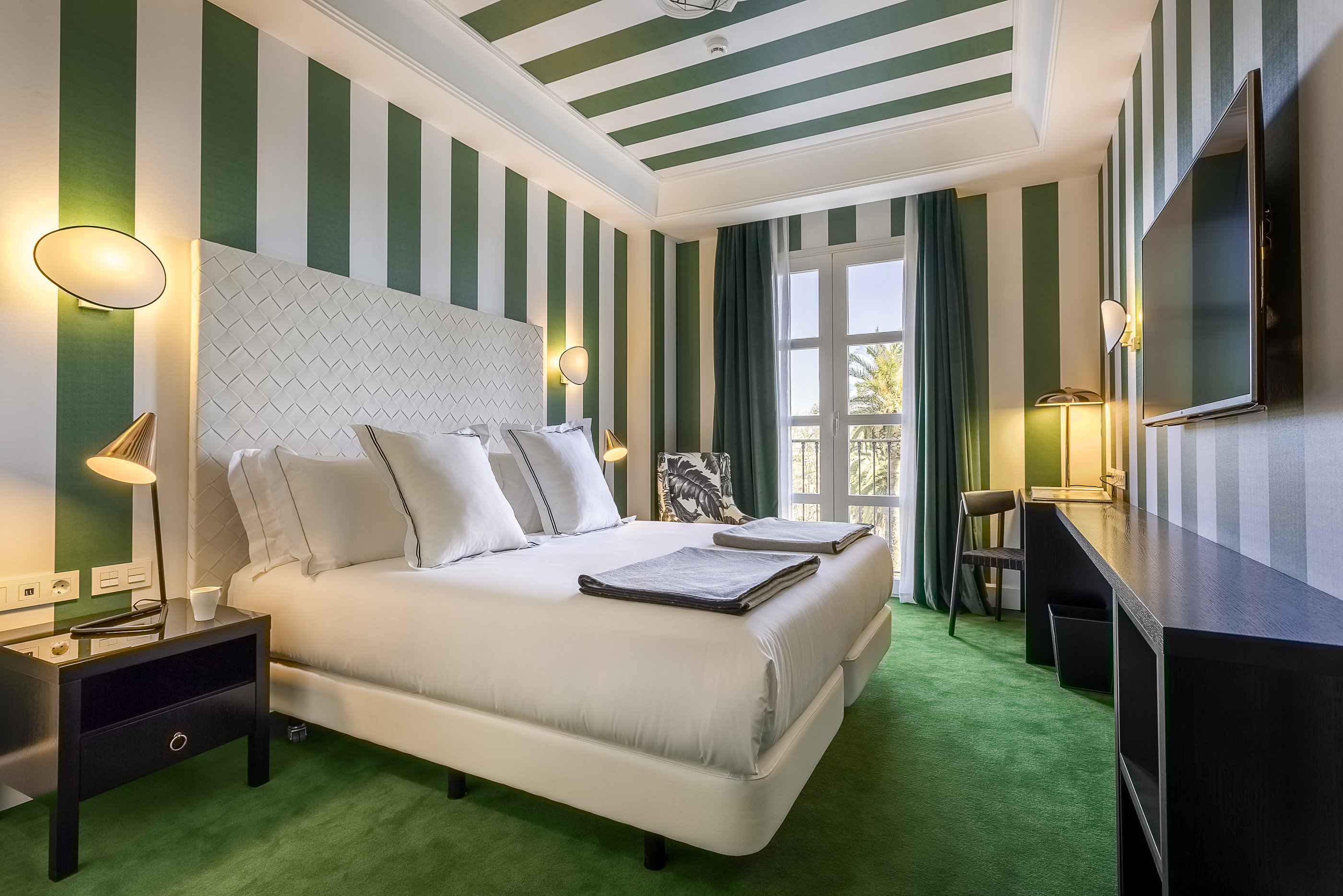 Double Single with Views