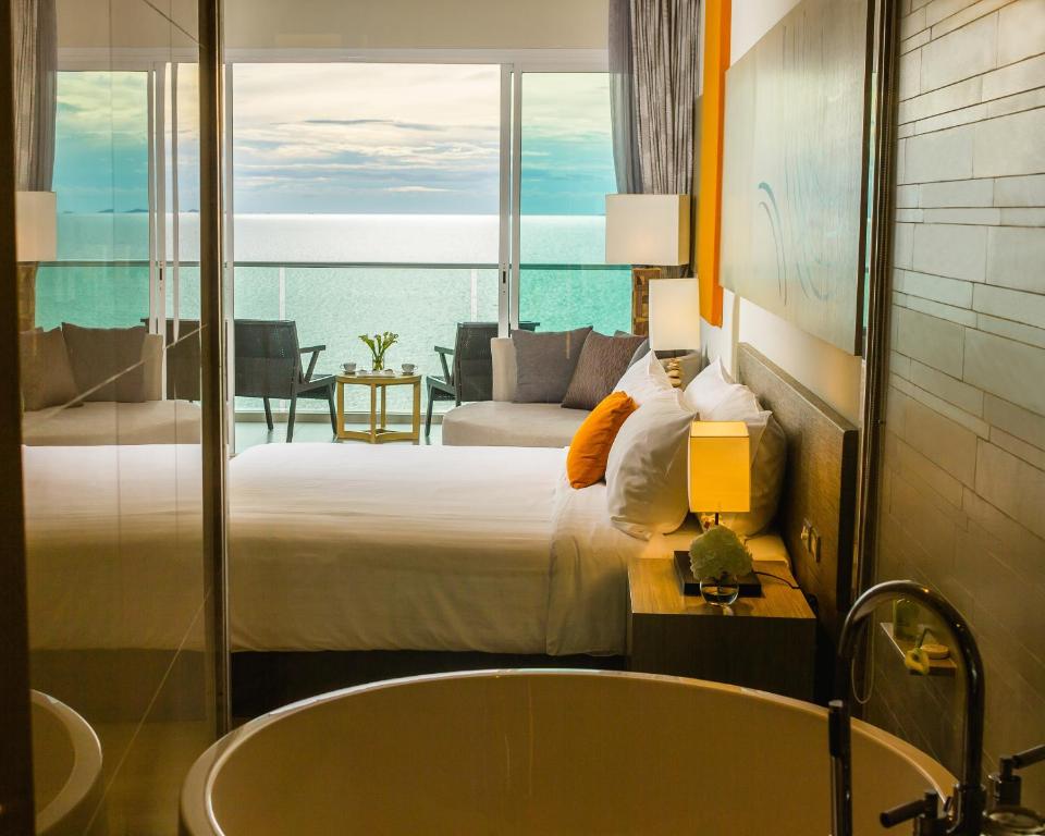 Room Sea View King Bed