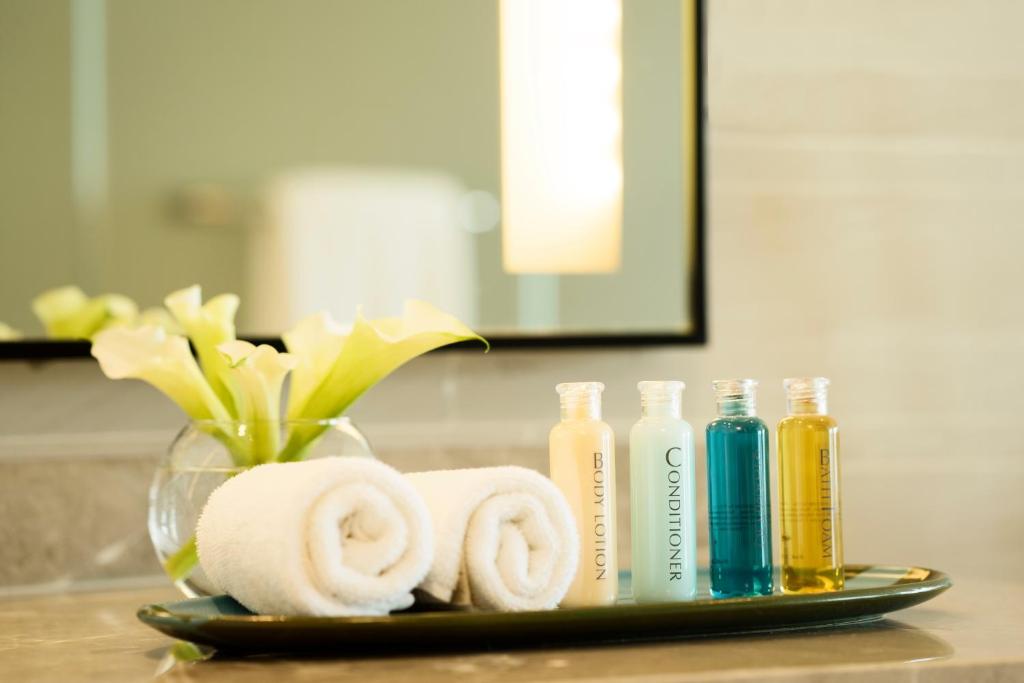 Junior Suite Sea View King Bed