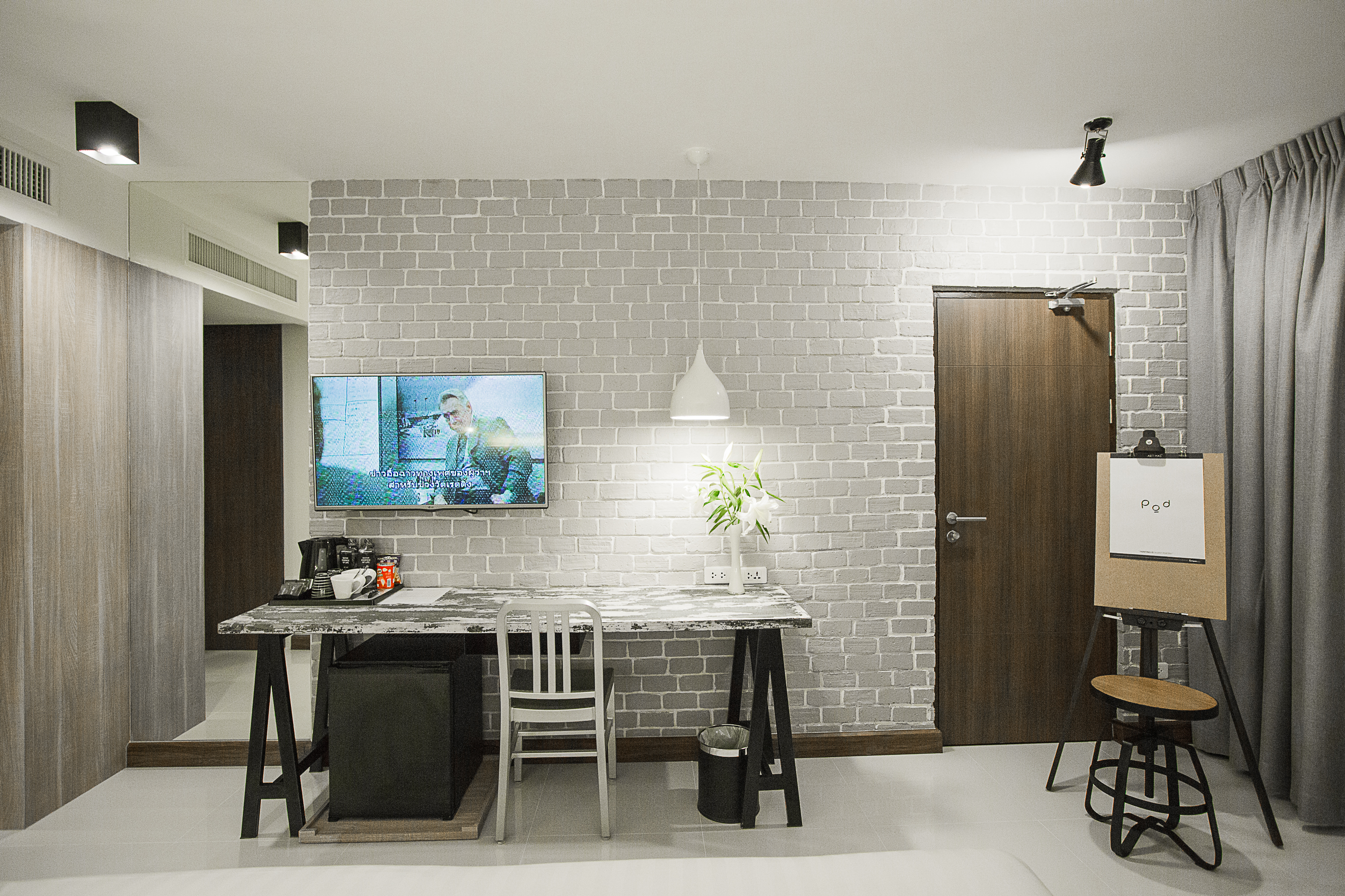 Double or Twin Standard