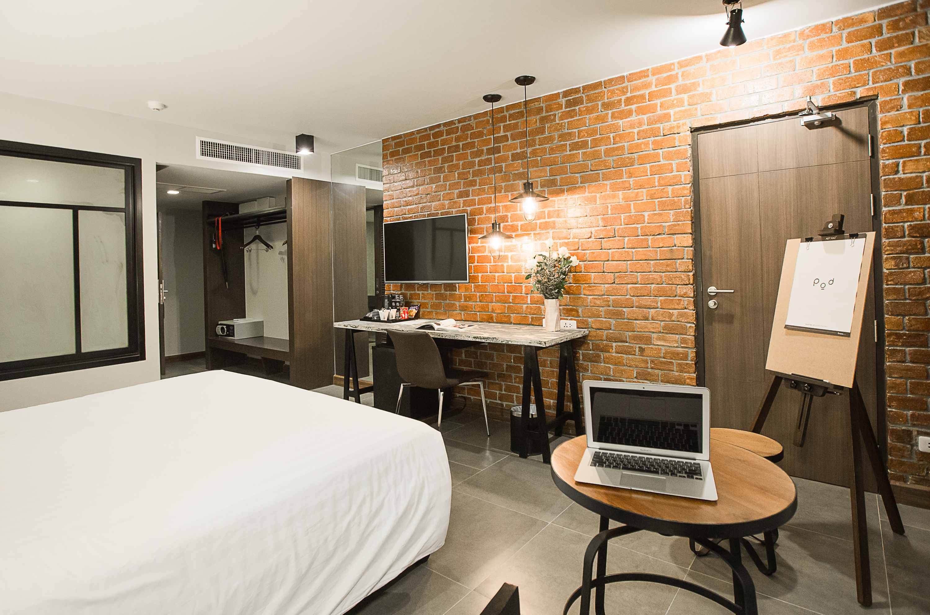 Double or Twin Standard