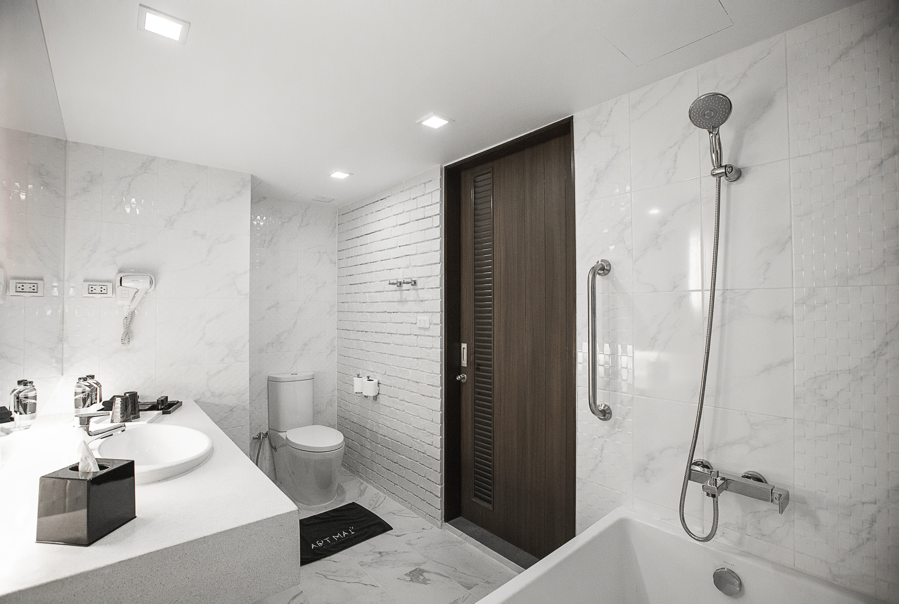 Double or Twin Standard