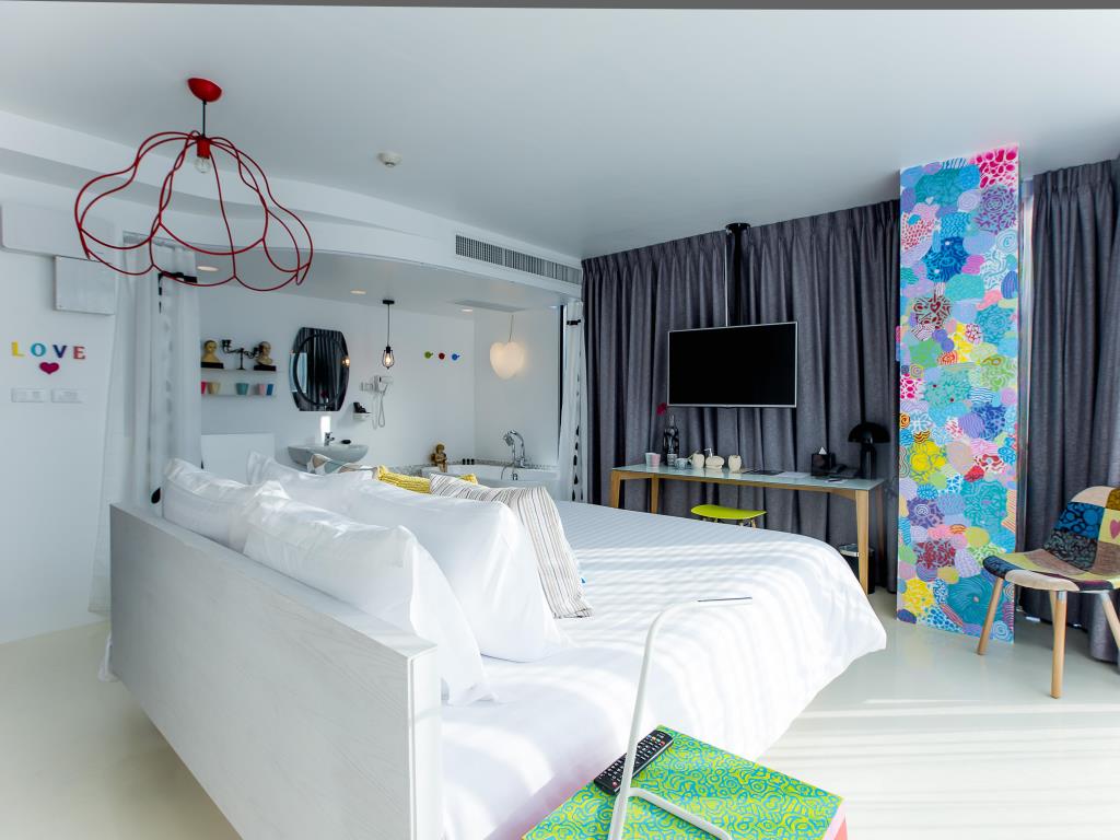 Double or Twin Deluxe