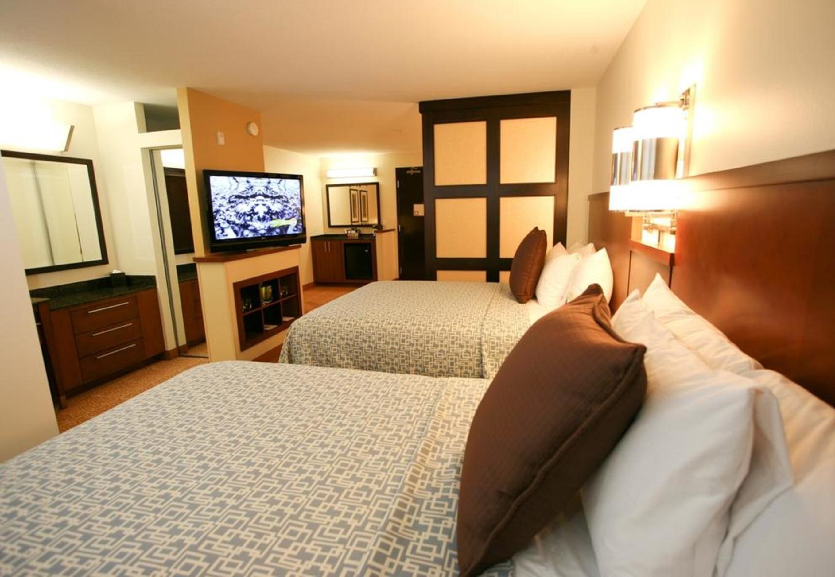 Double Two Queen Beds