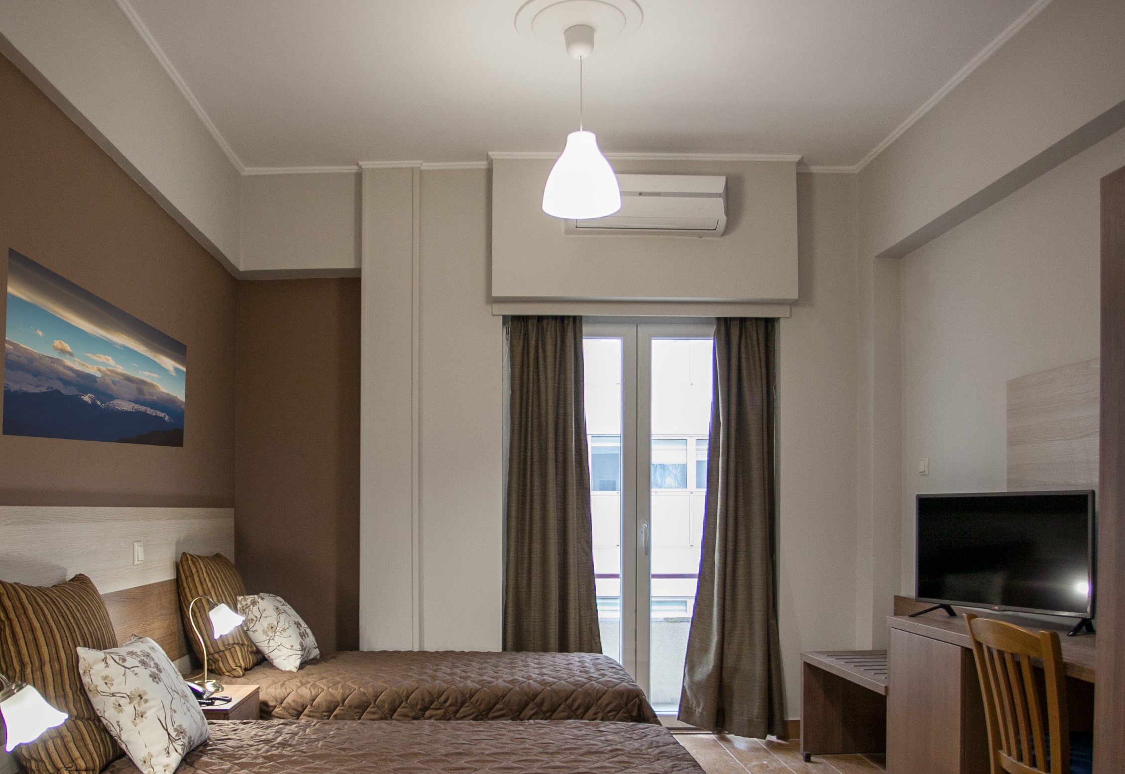 Double or Twin Standard