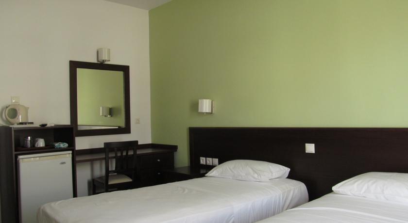 Double or Twin Standard