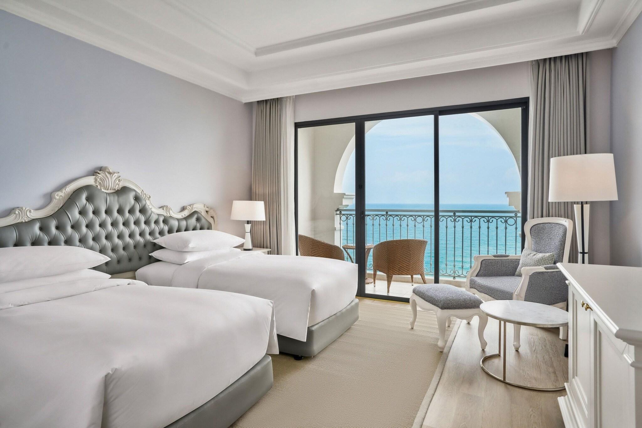 Twin Deluxe Ocean View