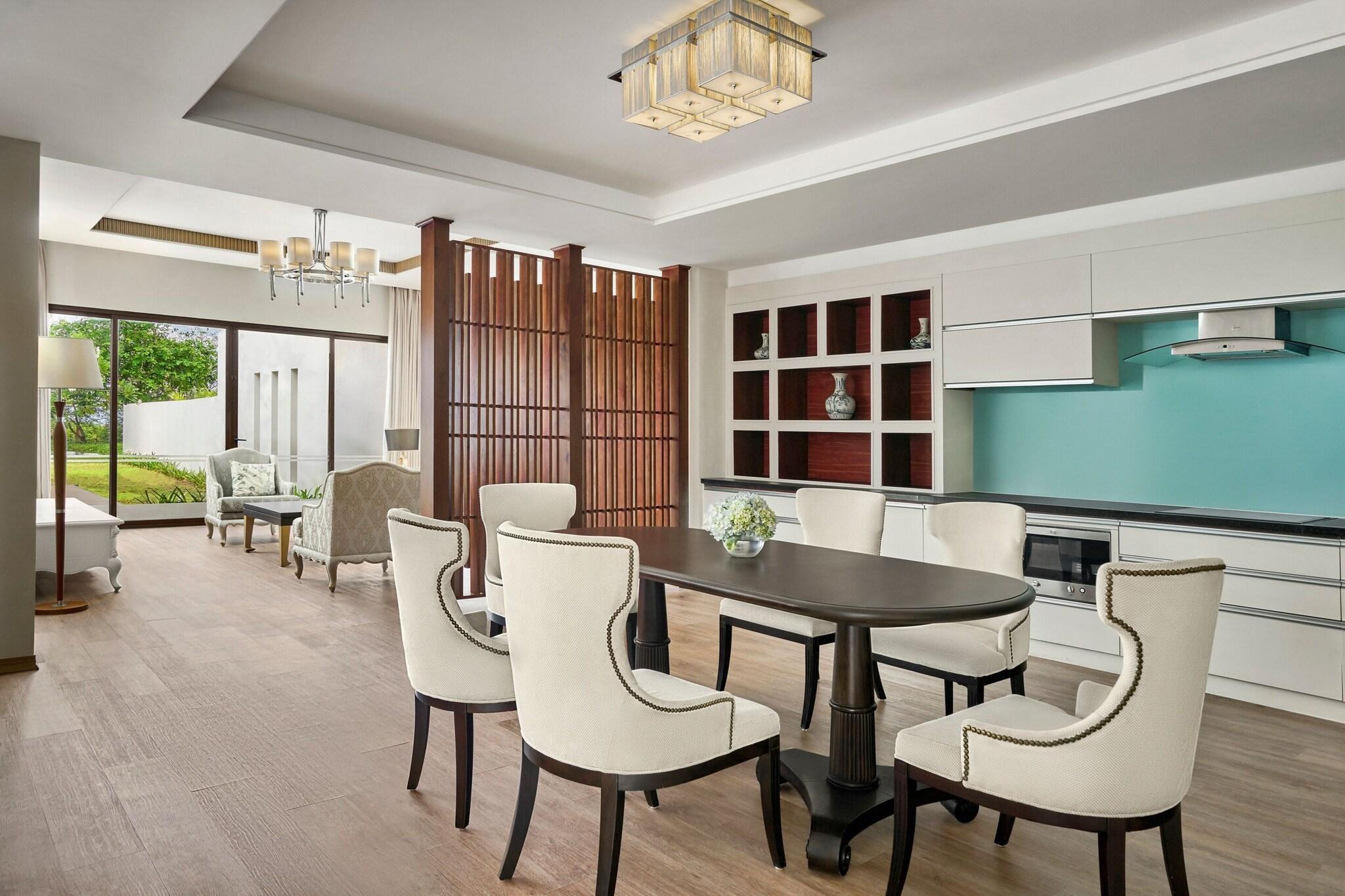 Villa Garden View with Balcony