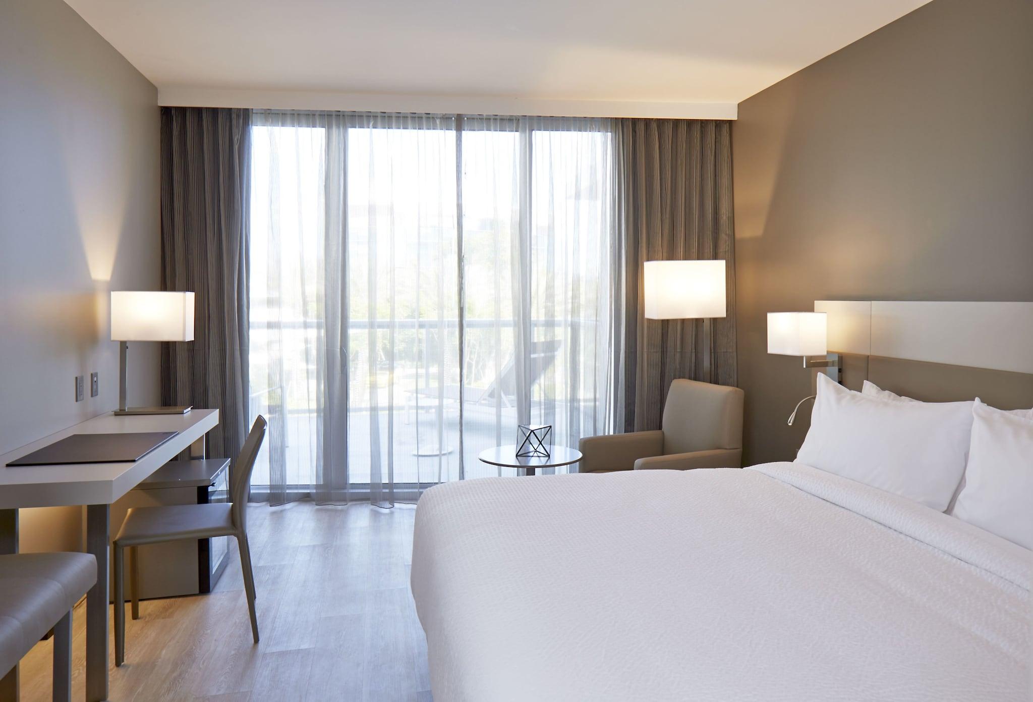 Double Ocean View King Bed