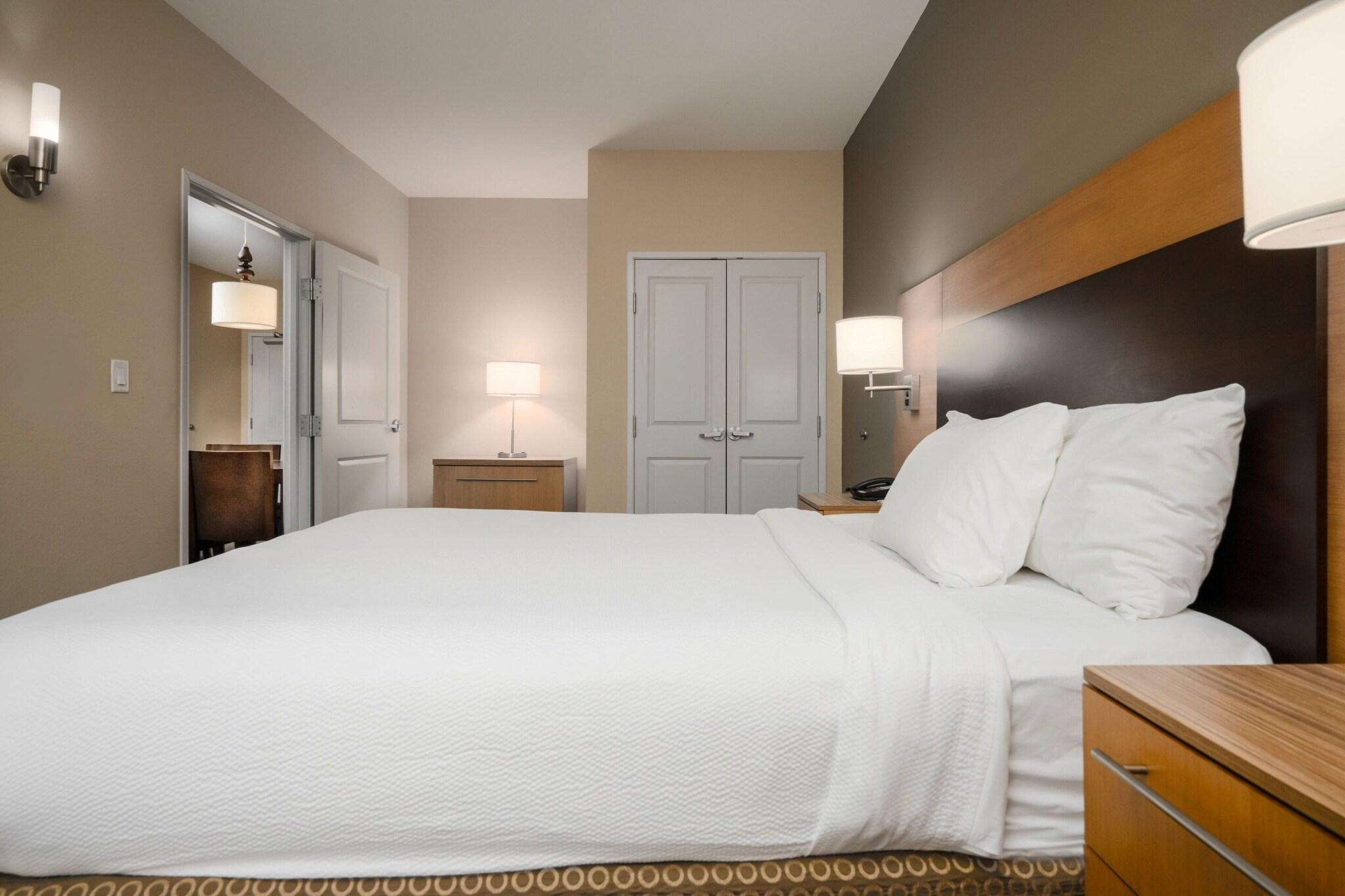 Suite Two Bedrooms Accessible