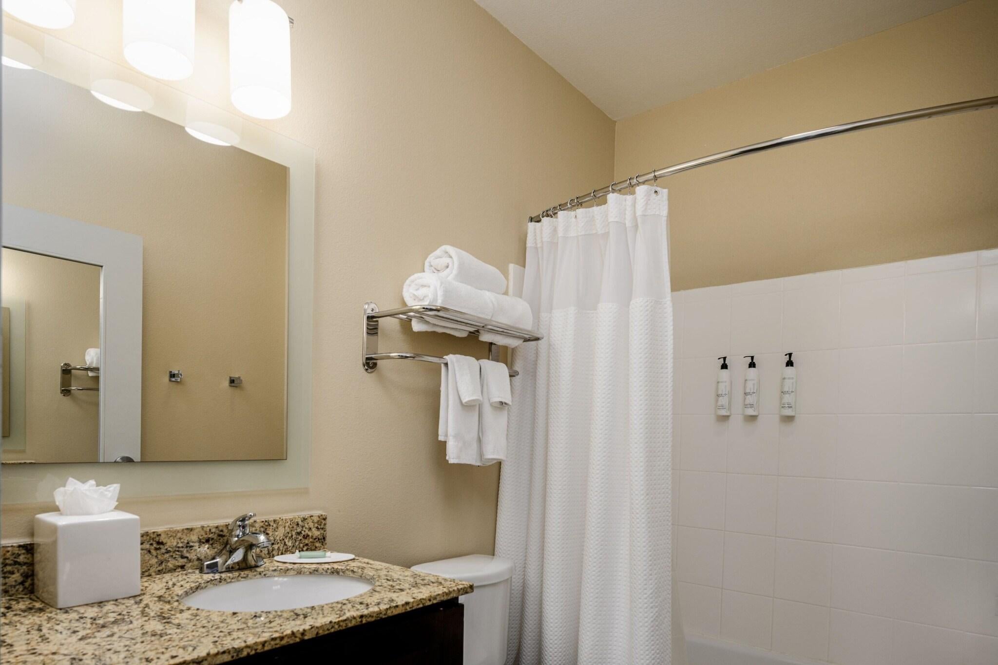 Suite Accessible Two Double Beds