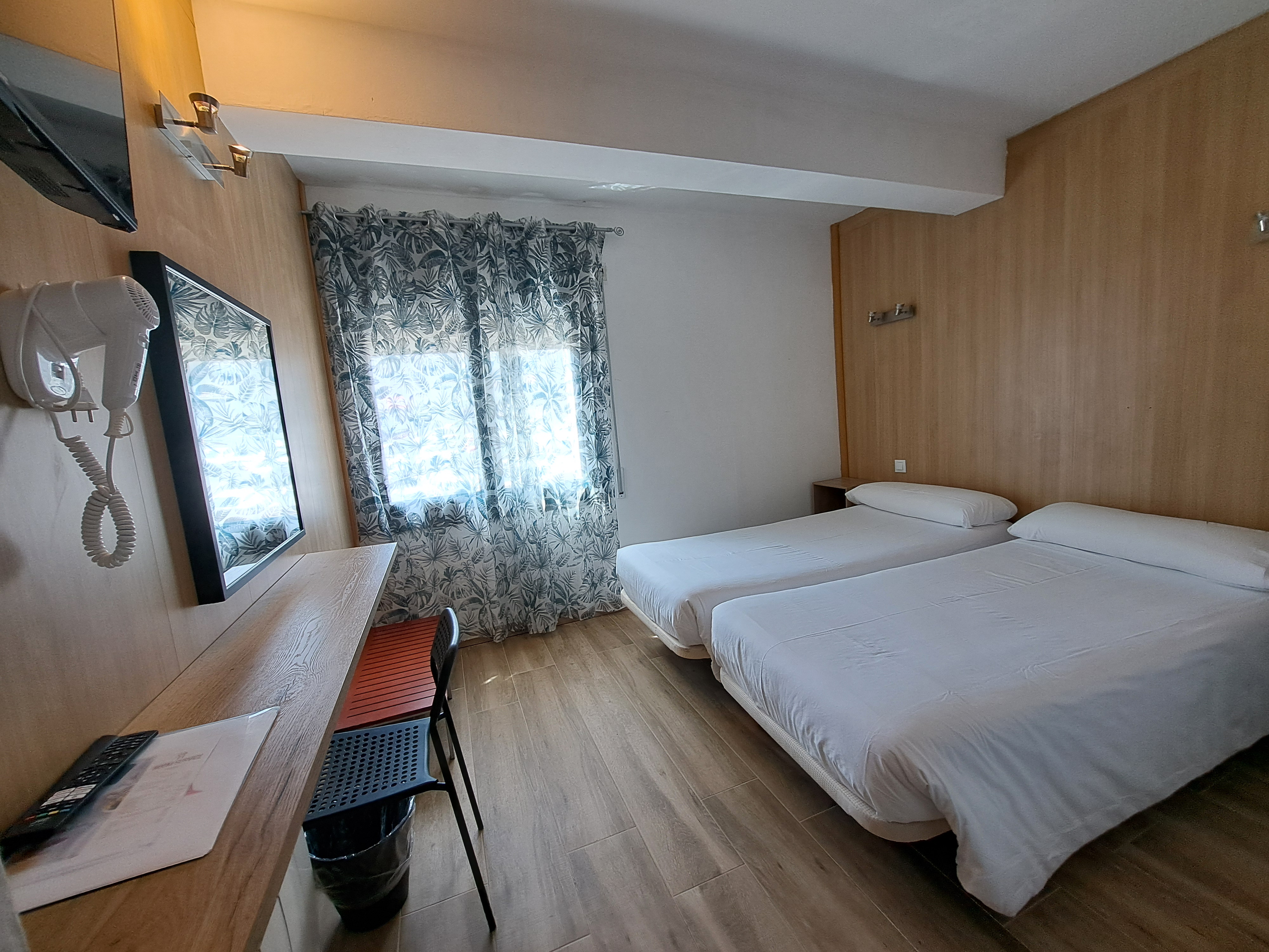 Double or Twin Standard