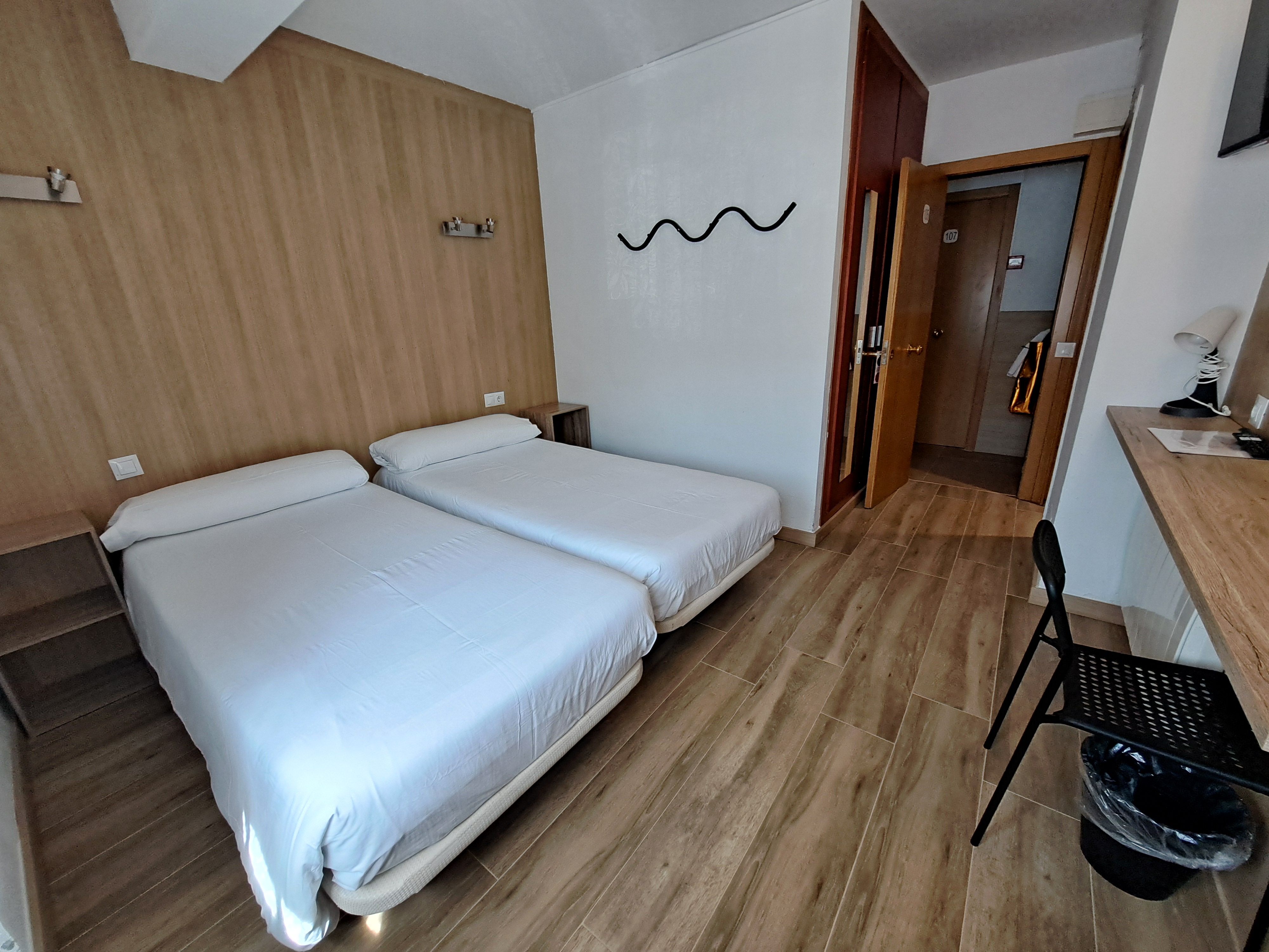 Double or Twin Standard