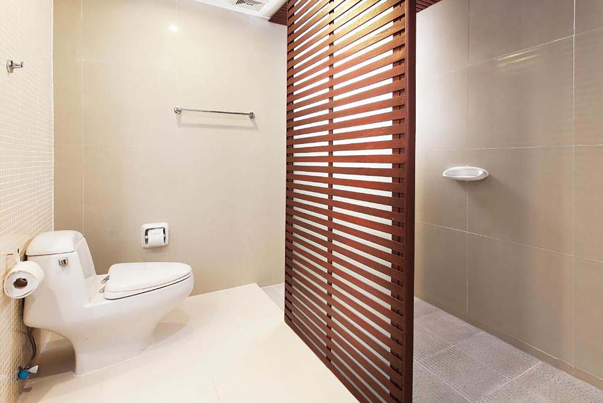 Suite Queen Size Bed