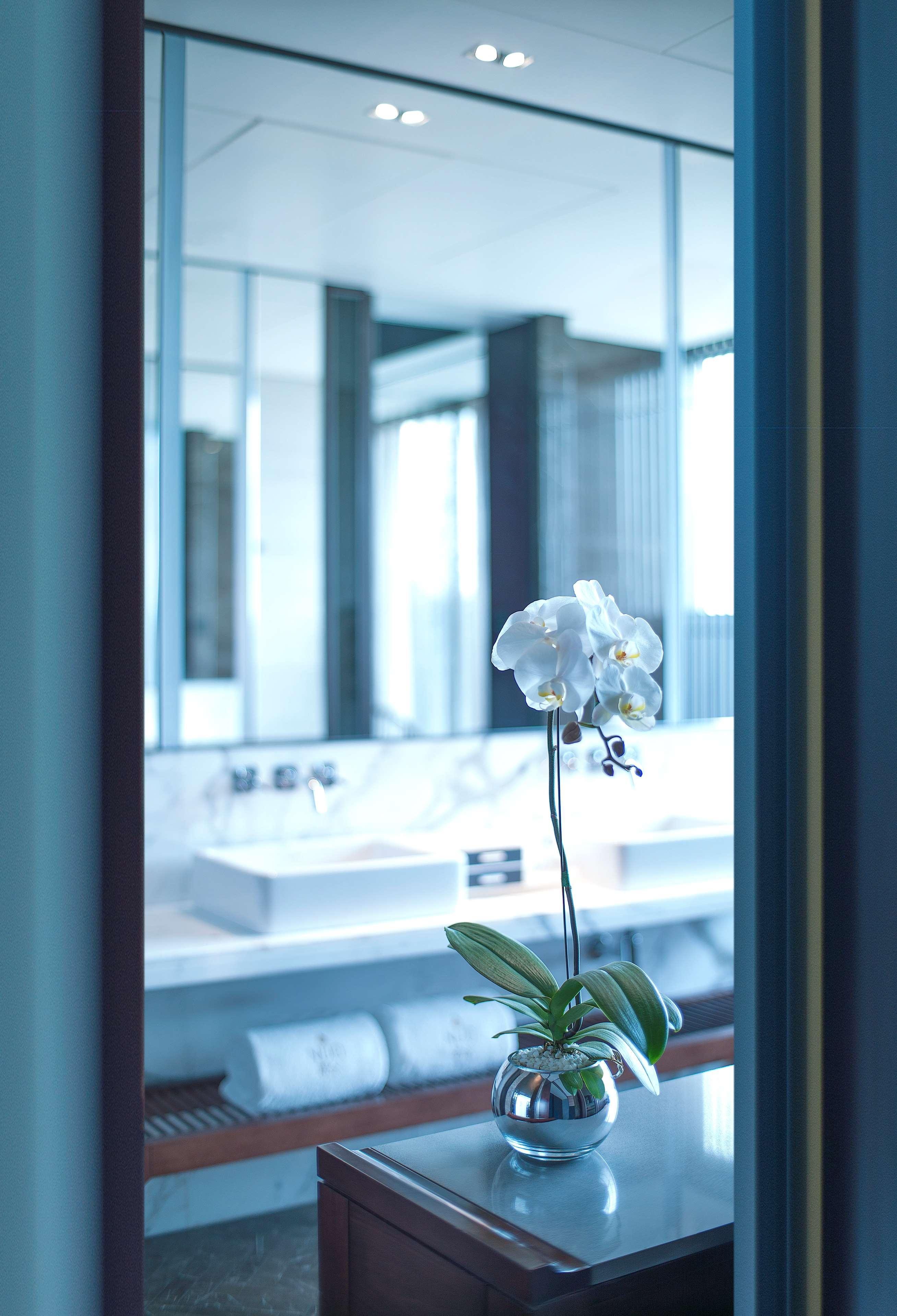 Double Premier King Bed