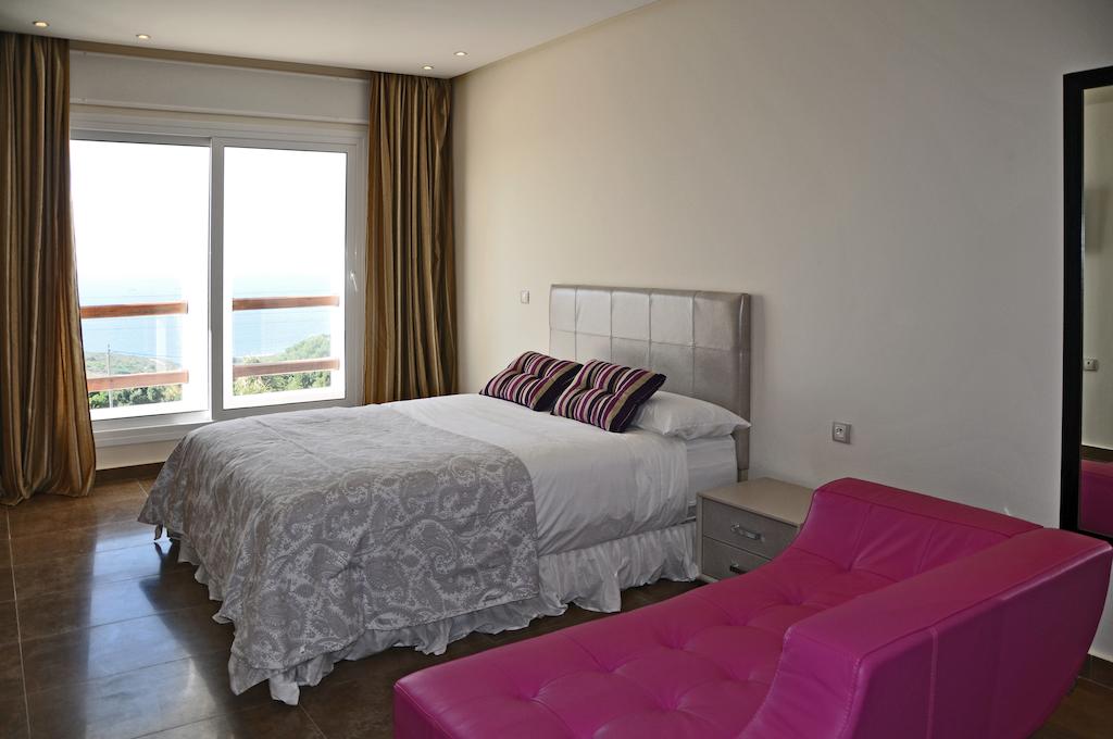 Apartment Four Bedrooms