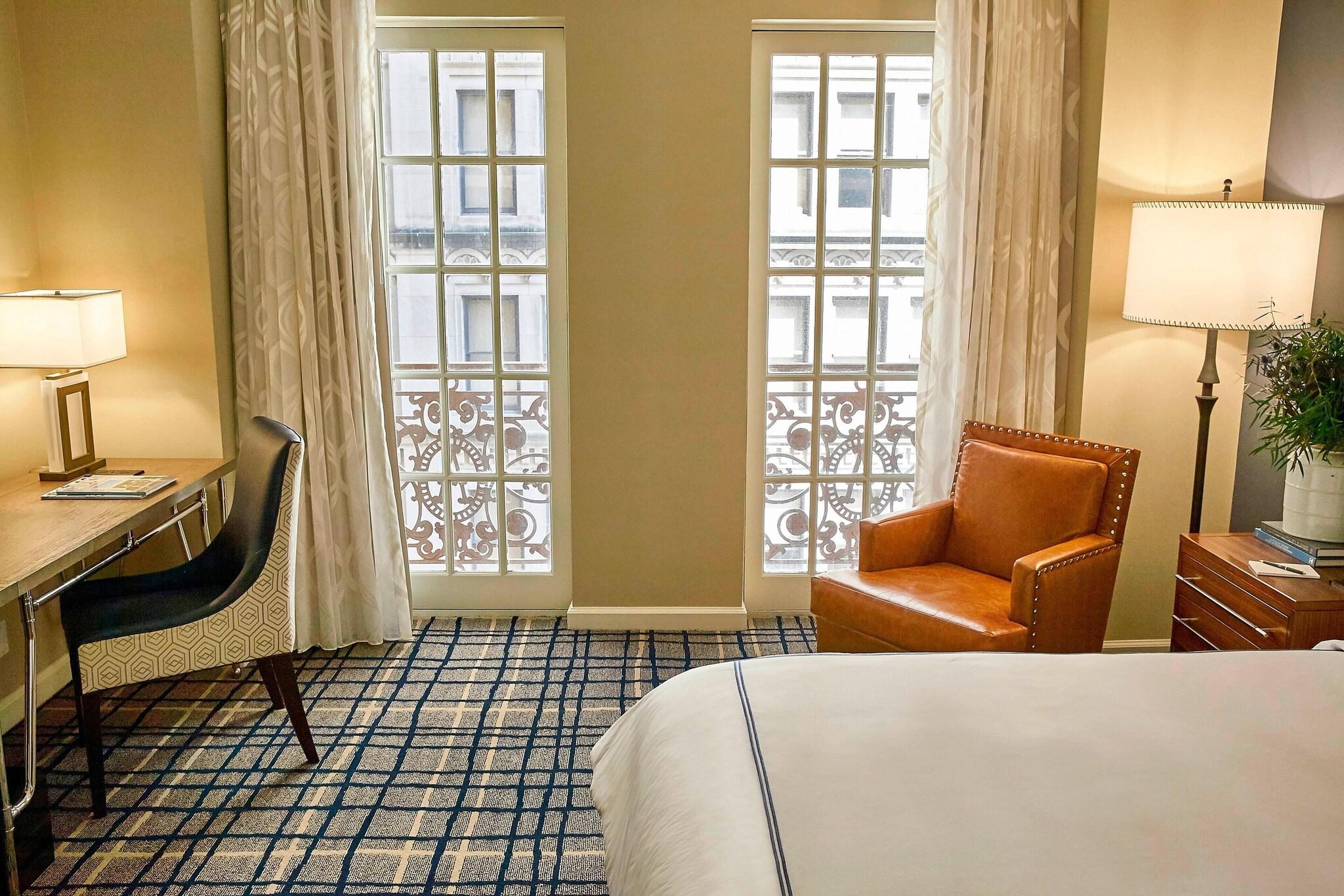 Double Deluxe King Bed