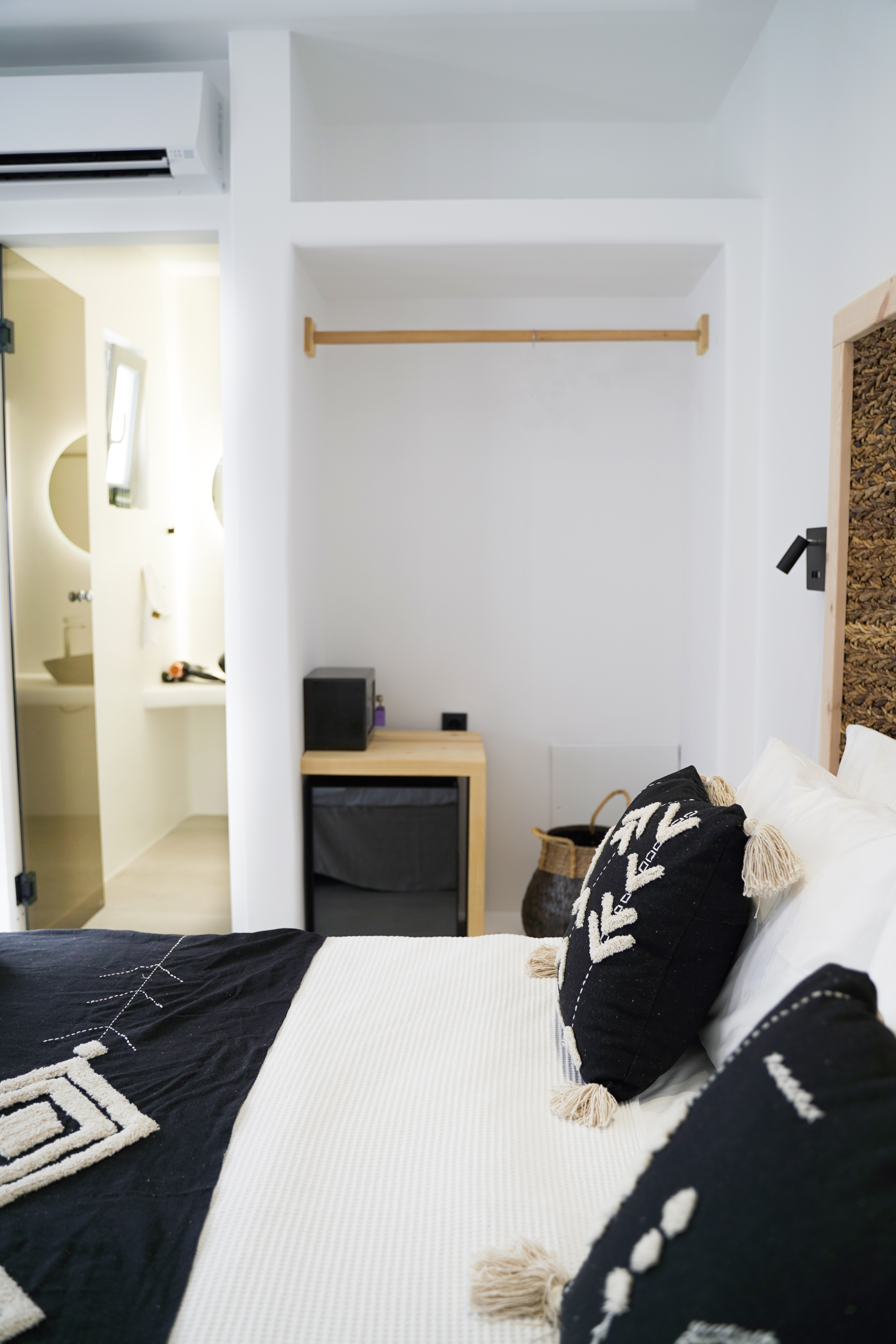 Double or Twin Deluxe