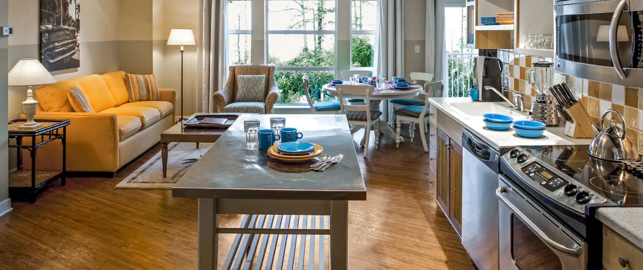 Double Accessible with Views