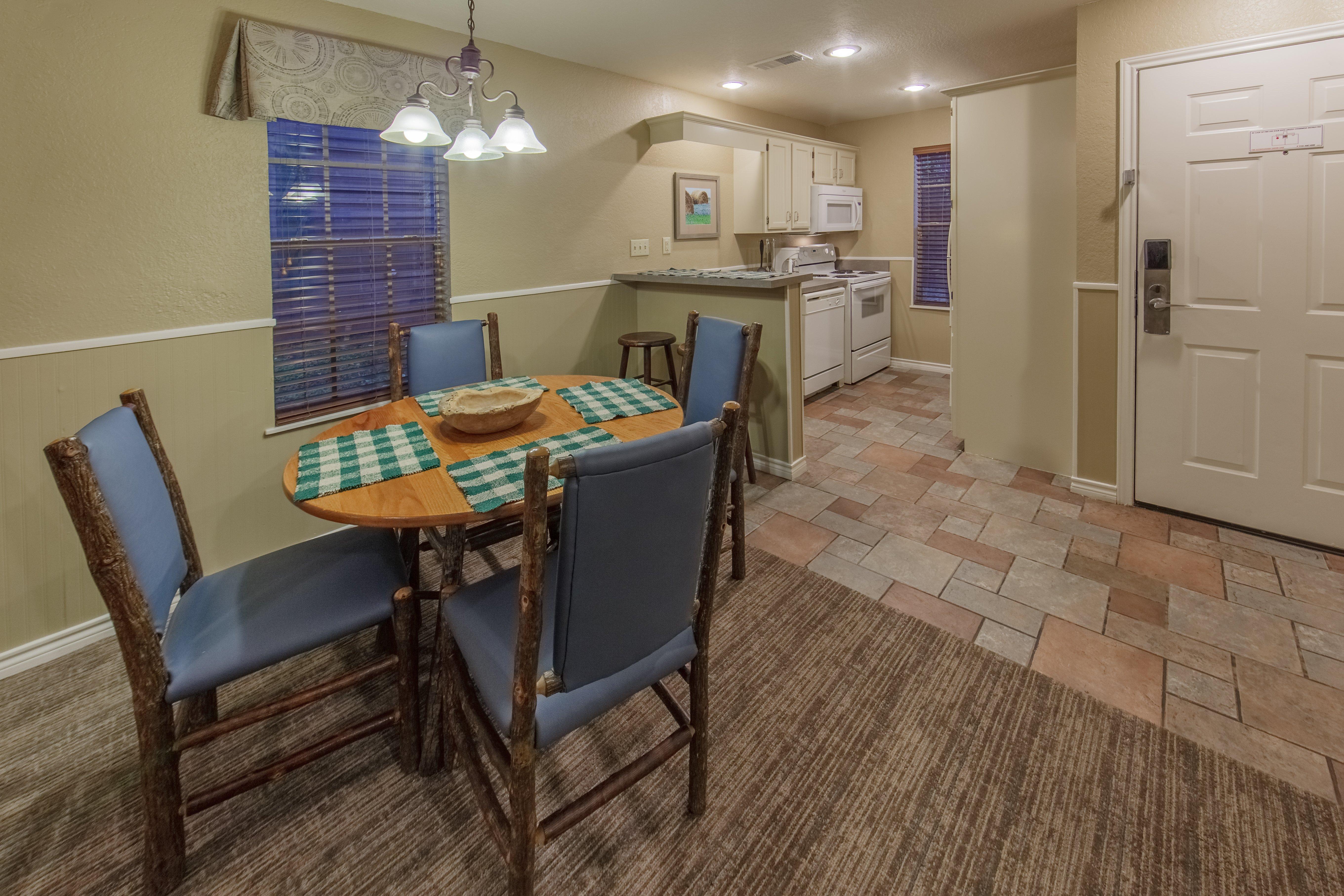 Villa Two Queen Beds