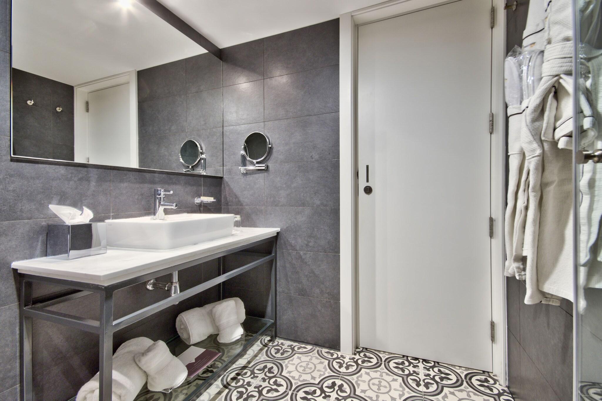 Family Room Honeymoon