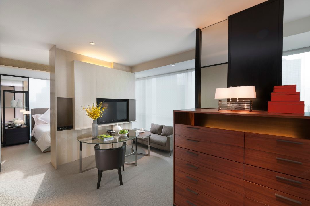 Double Club King Bed