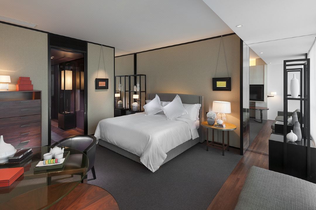 Double Deluxe King Bed