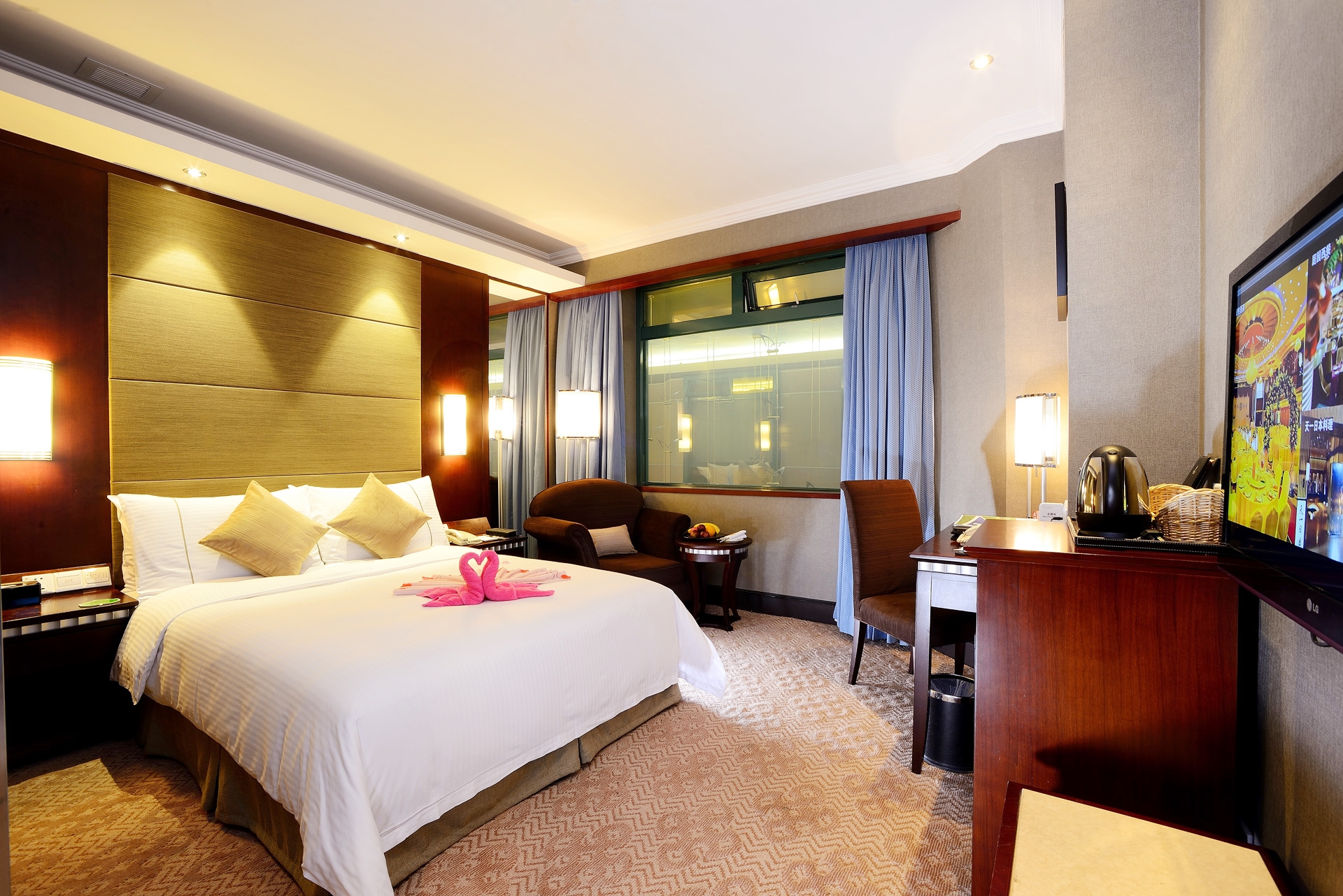 Double Superior Garden View