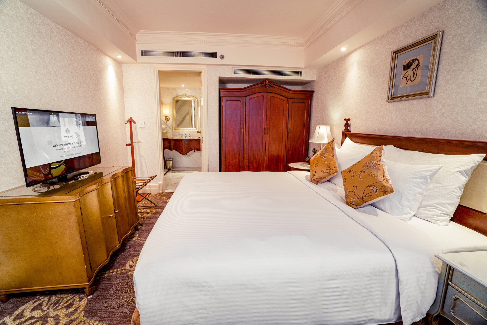 Junior Suite King Size Bed