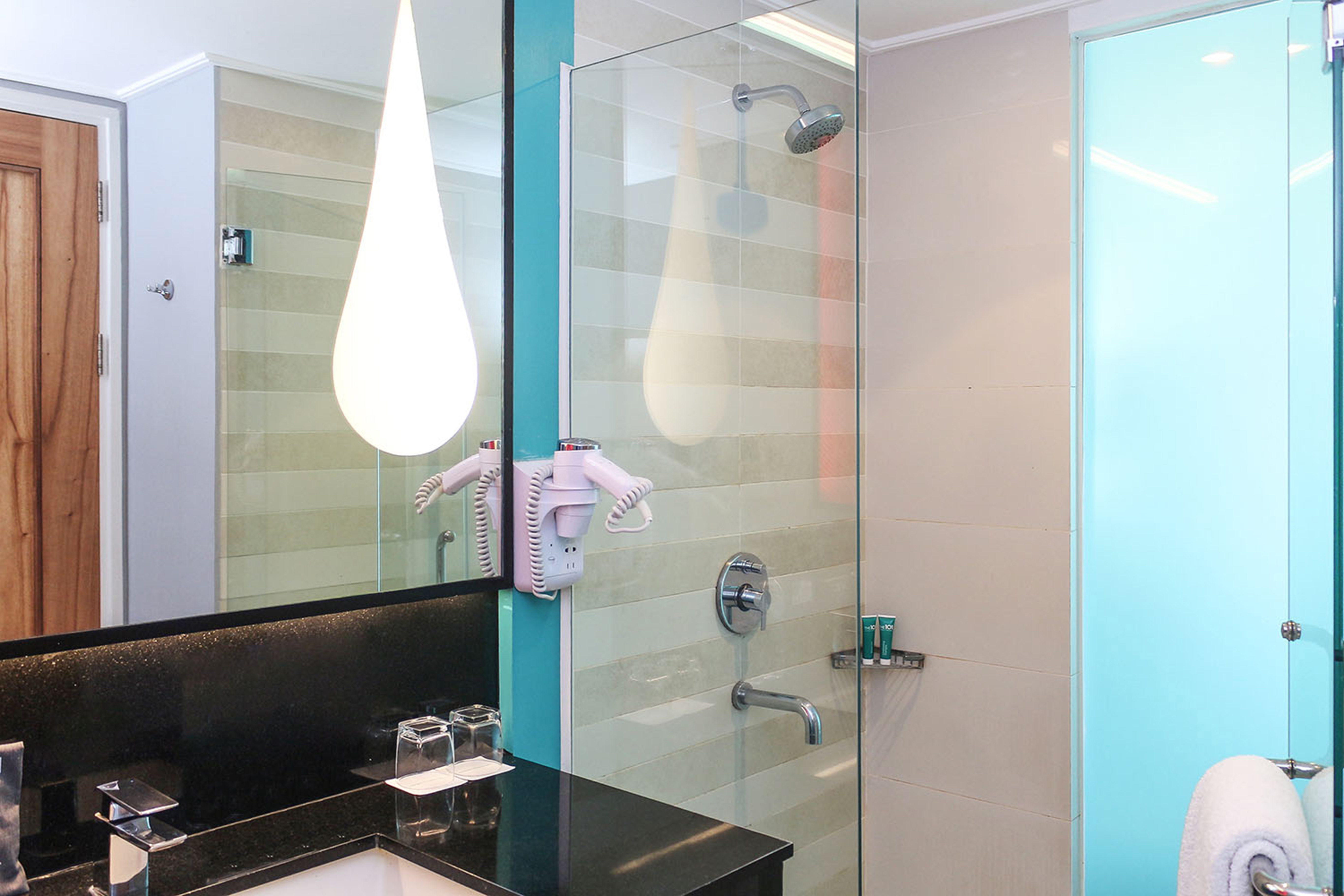 Double or Twin Deluxe