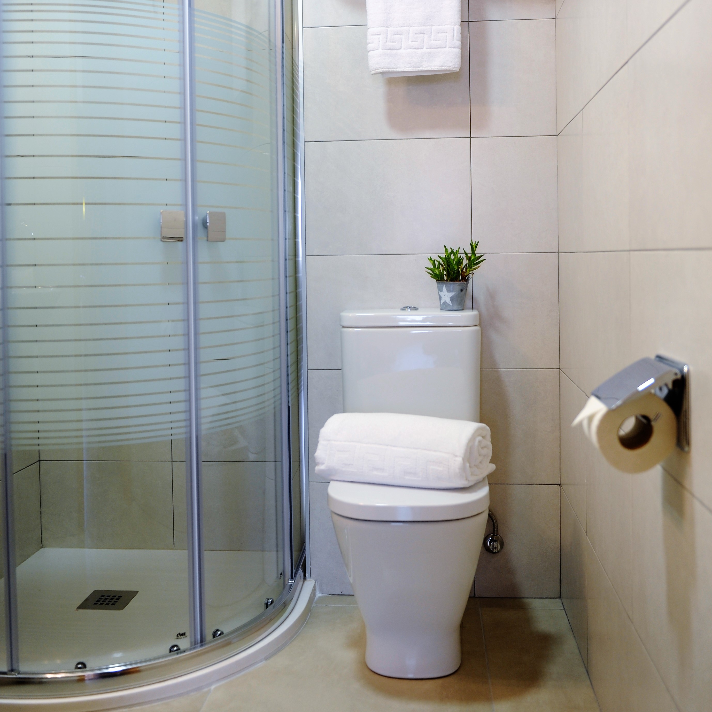 Double or Twin with Double Bed