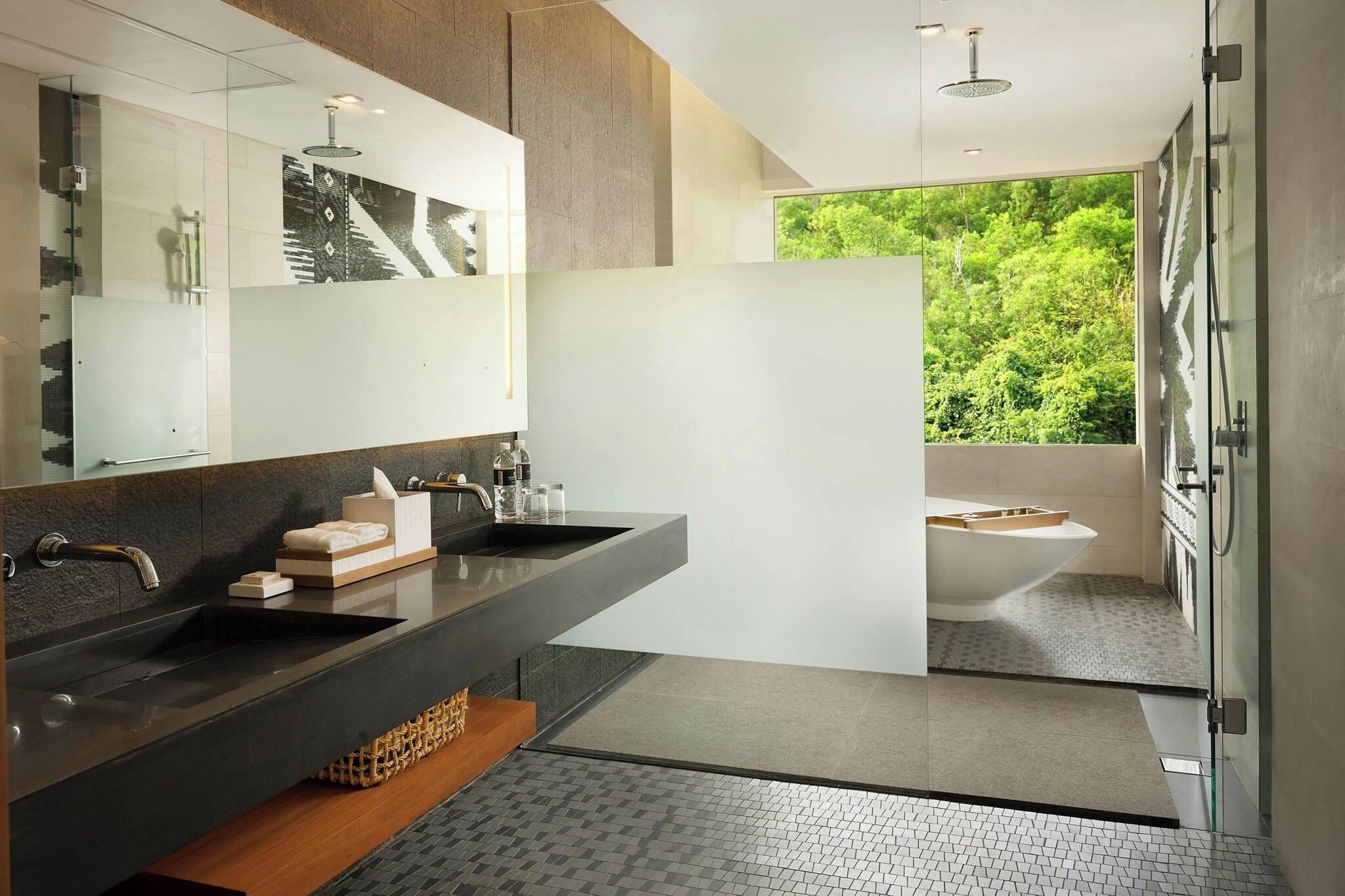 Suite Garden View with Balcony