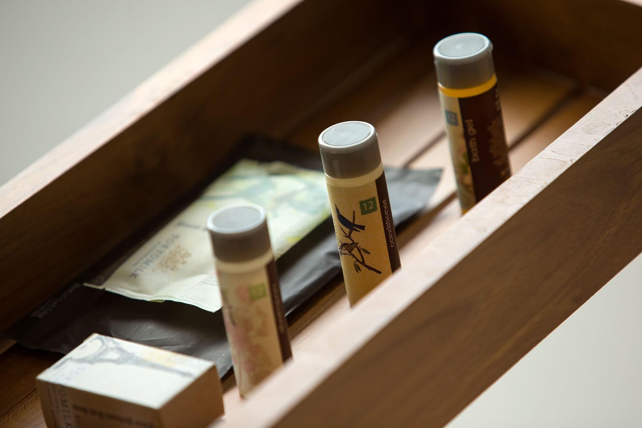 Double Garden View King Bed