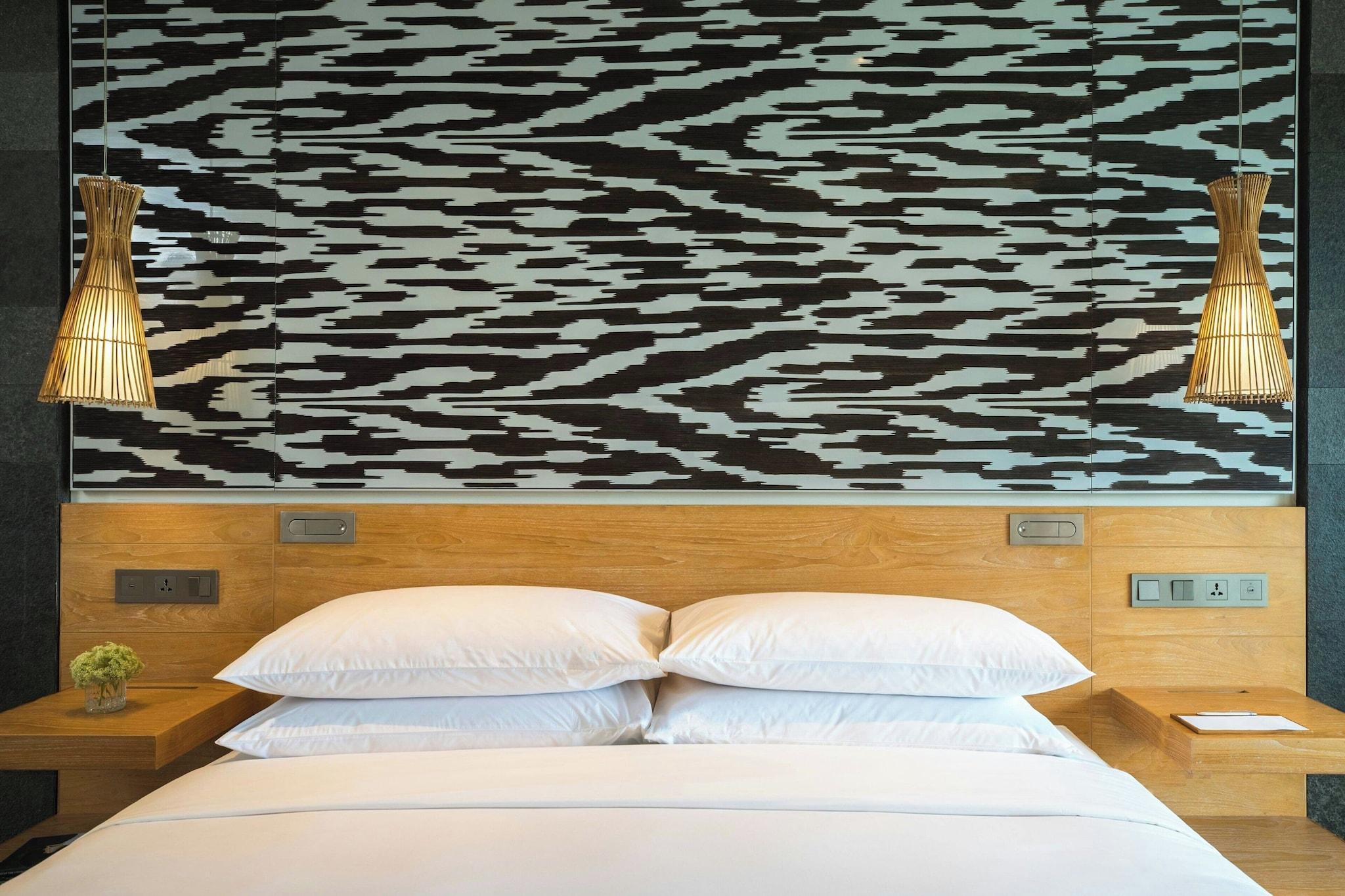 Double Ocean View King Bed