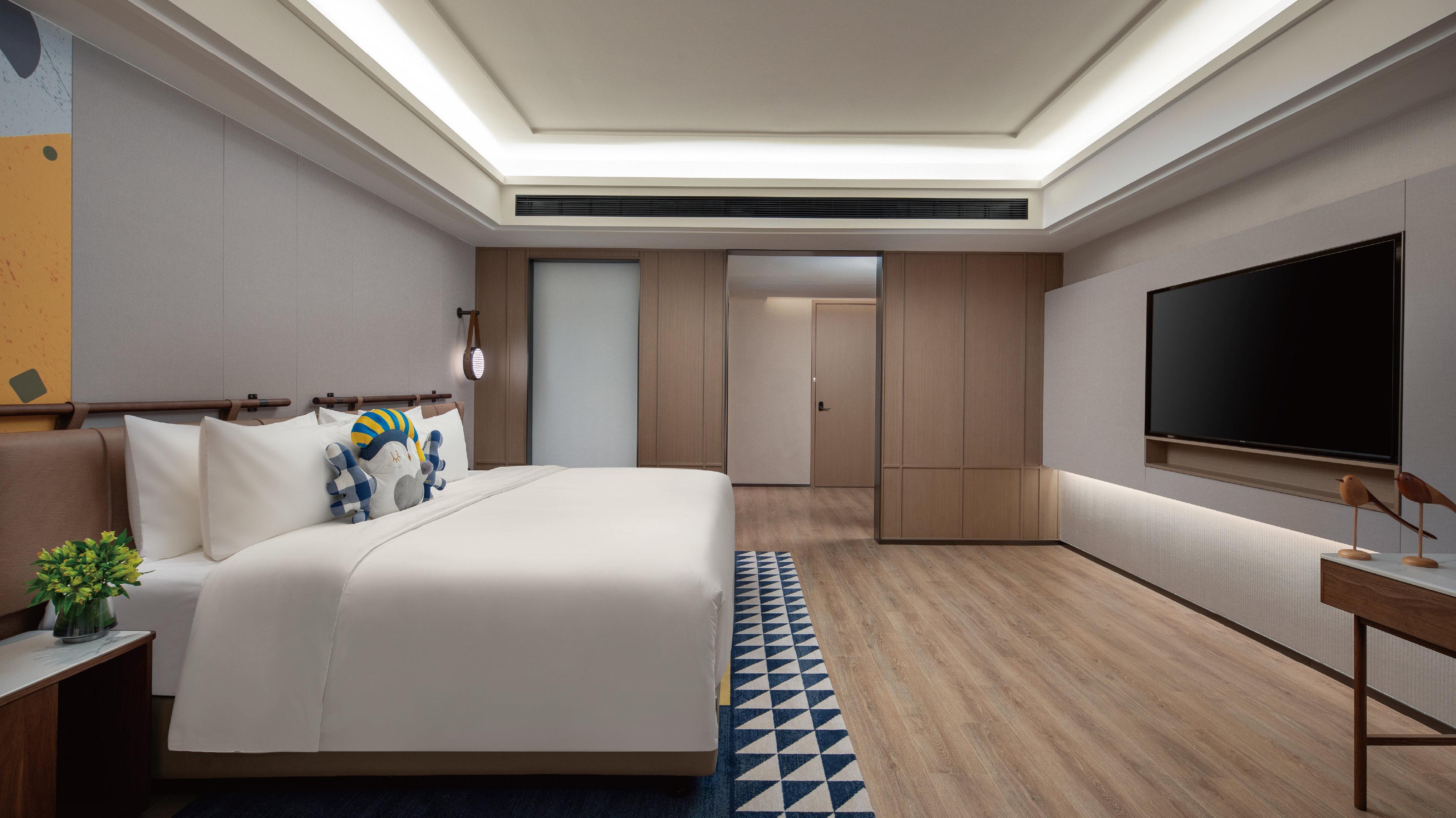 Double Accessible King Size Bed