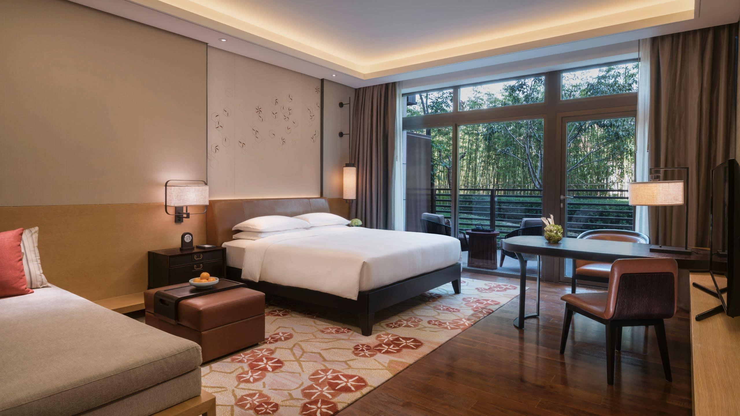 Double King Bed Non Smoking