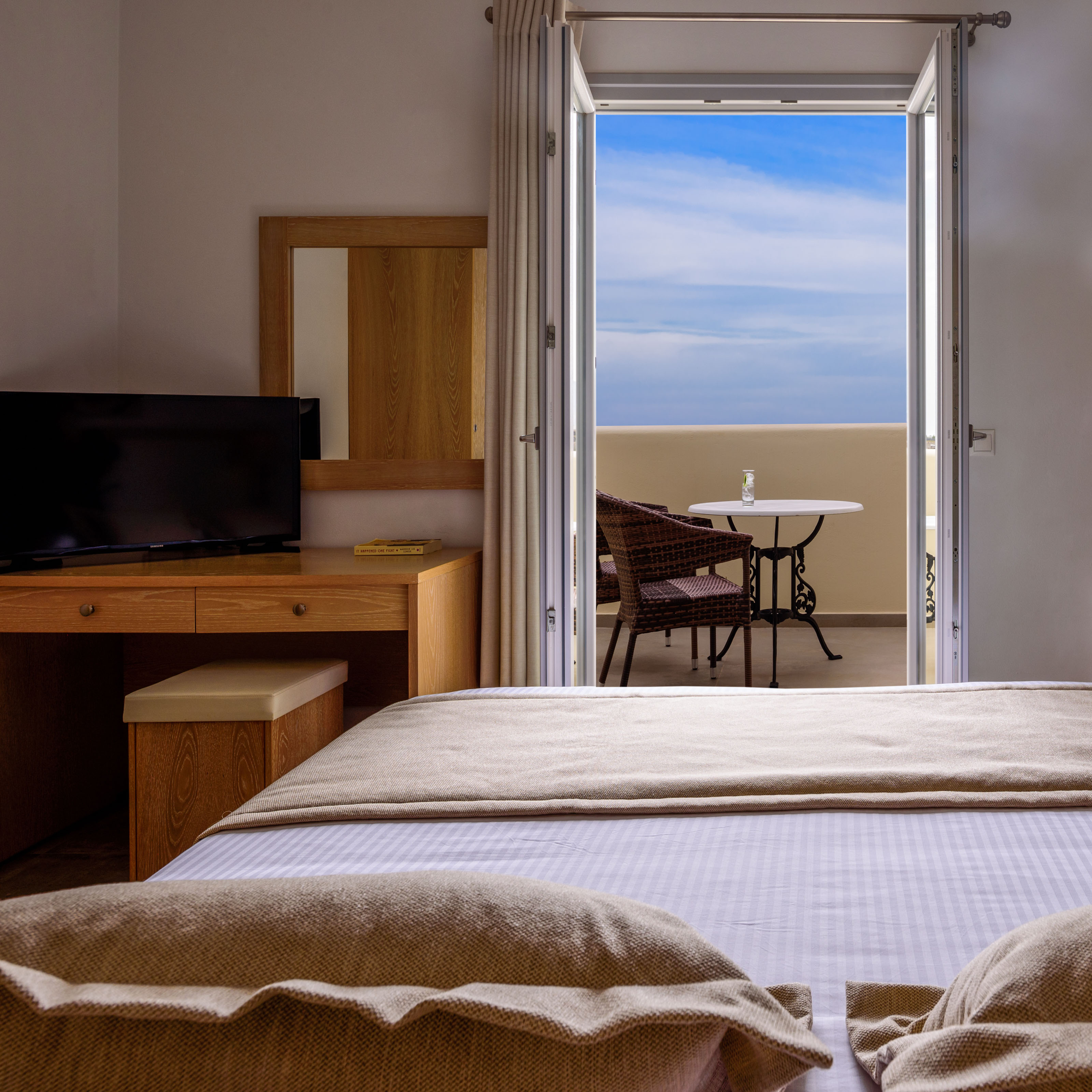 Family Room with Jacuzzi