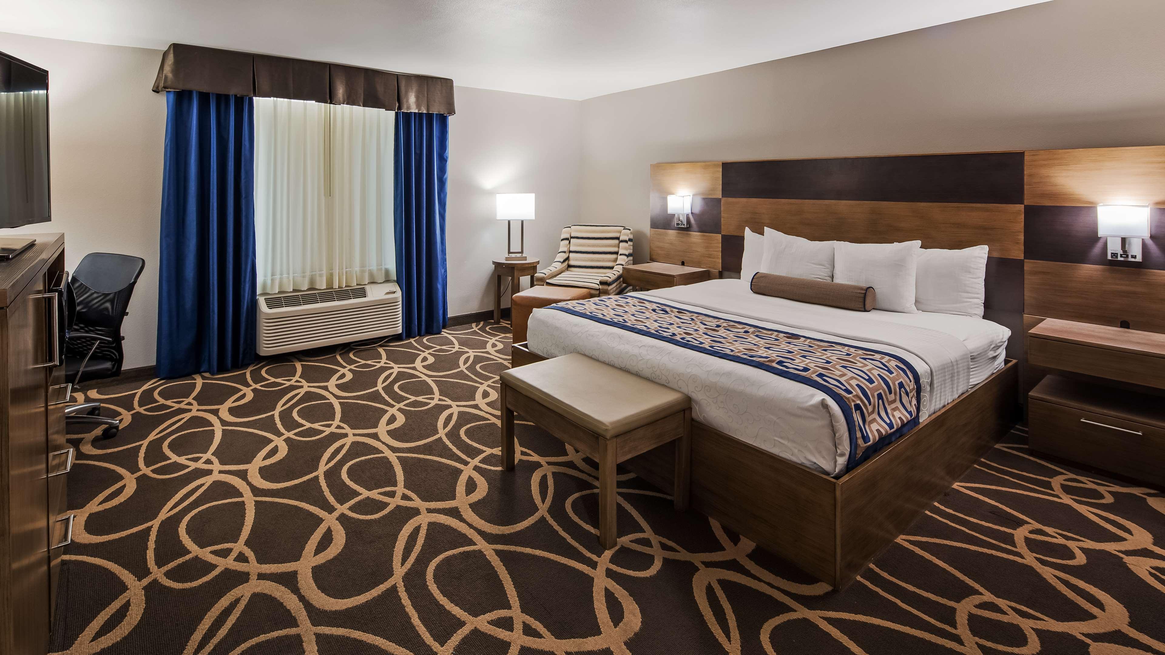 Room King Bed Non Smoking