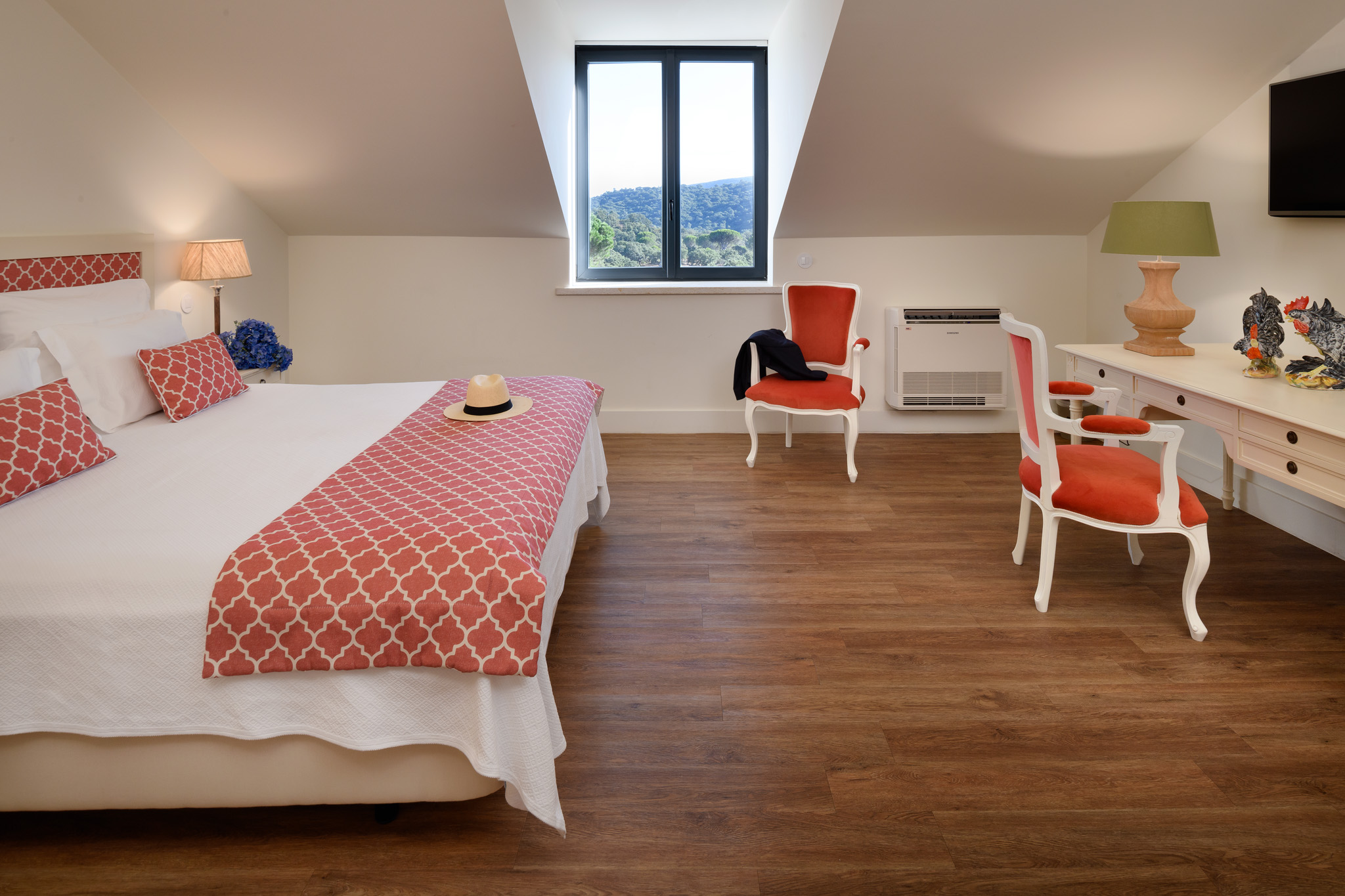 Junior Suite Superior with Balcony