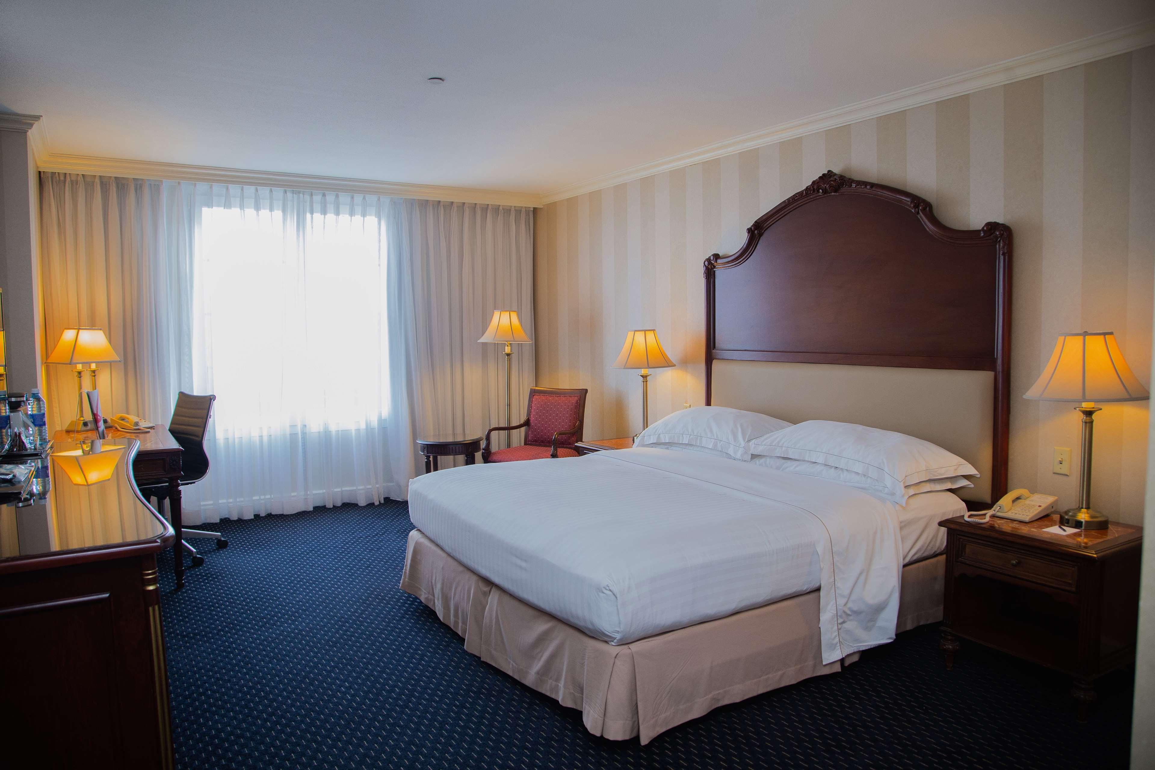 Double Superior King Bed