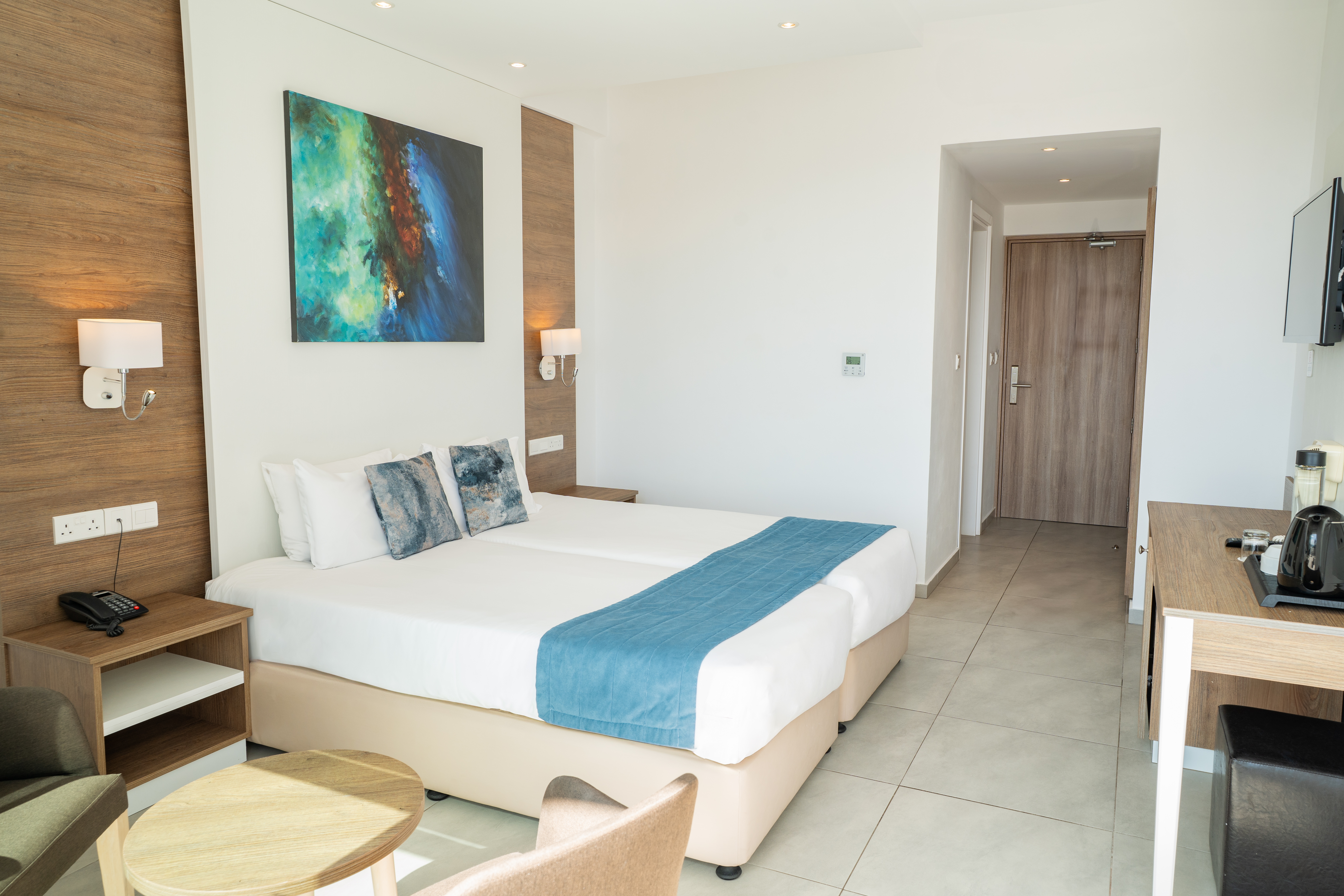 Double or Twin Standard